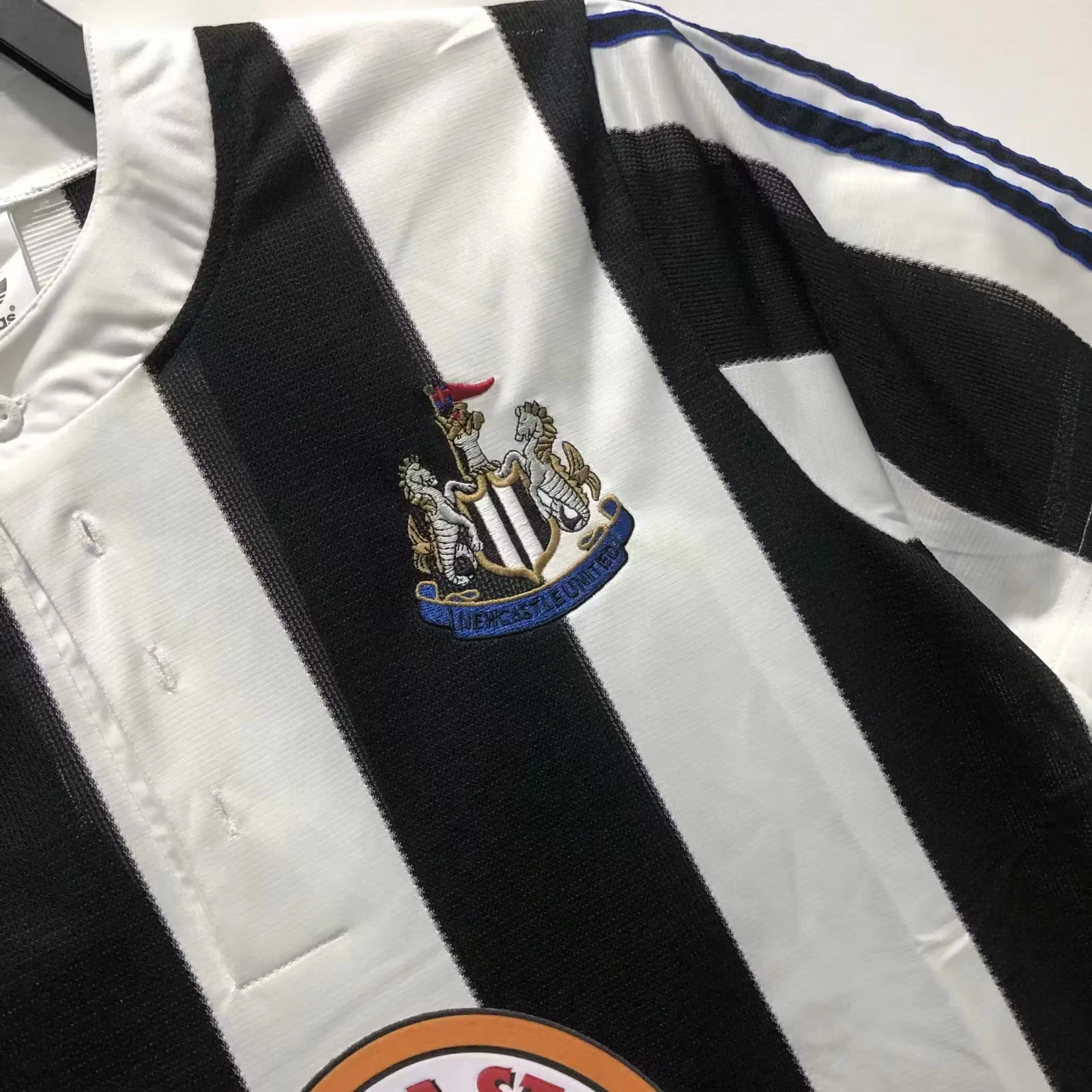 1995-97 Newcastle United Home Retro Jersey view 6