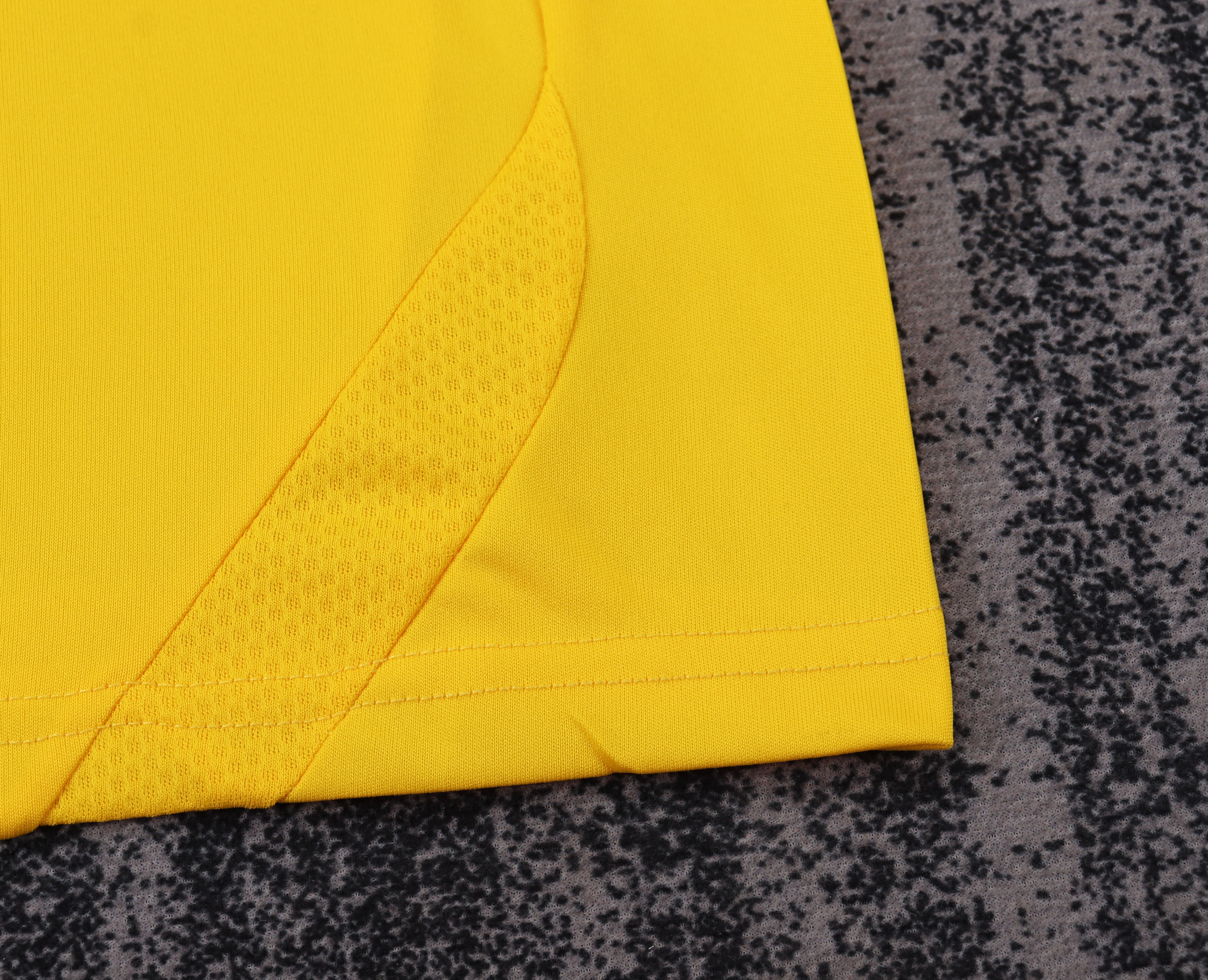 2011-12 Real Madrid Yellow Goalkeeper Retro Shirt - Kids view 4