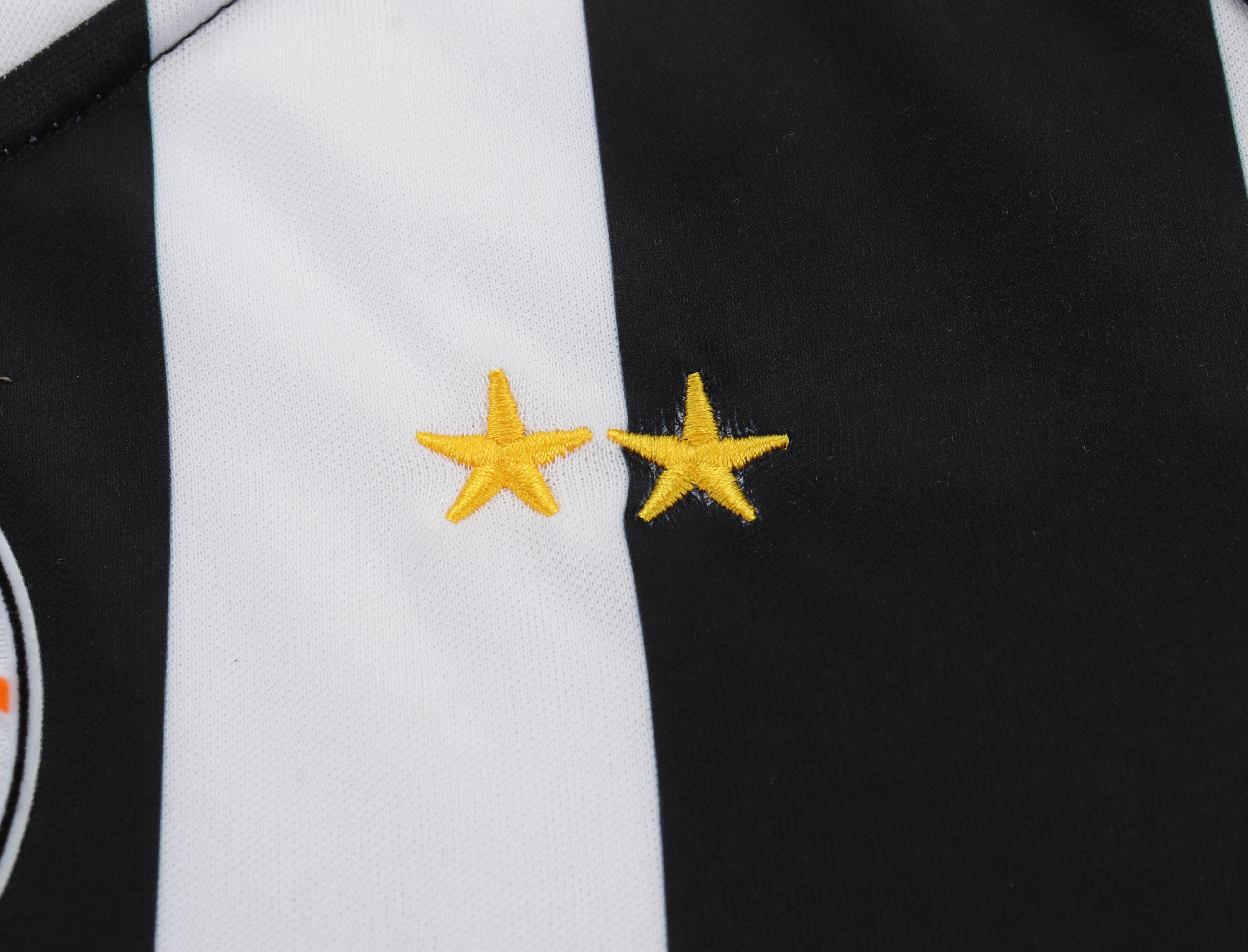 2004-05 Juventus Home Retro Jersey - Children's view 6
