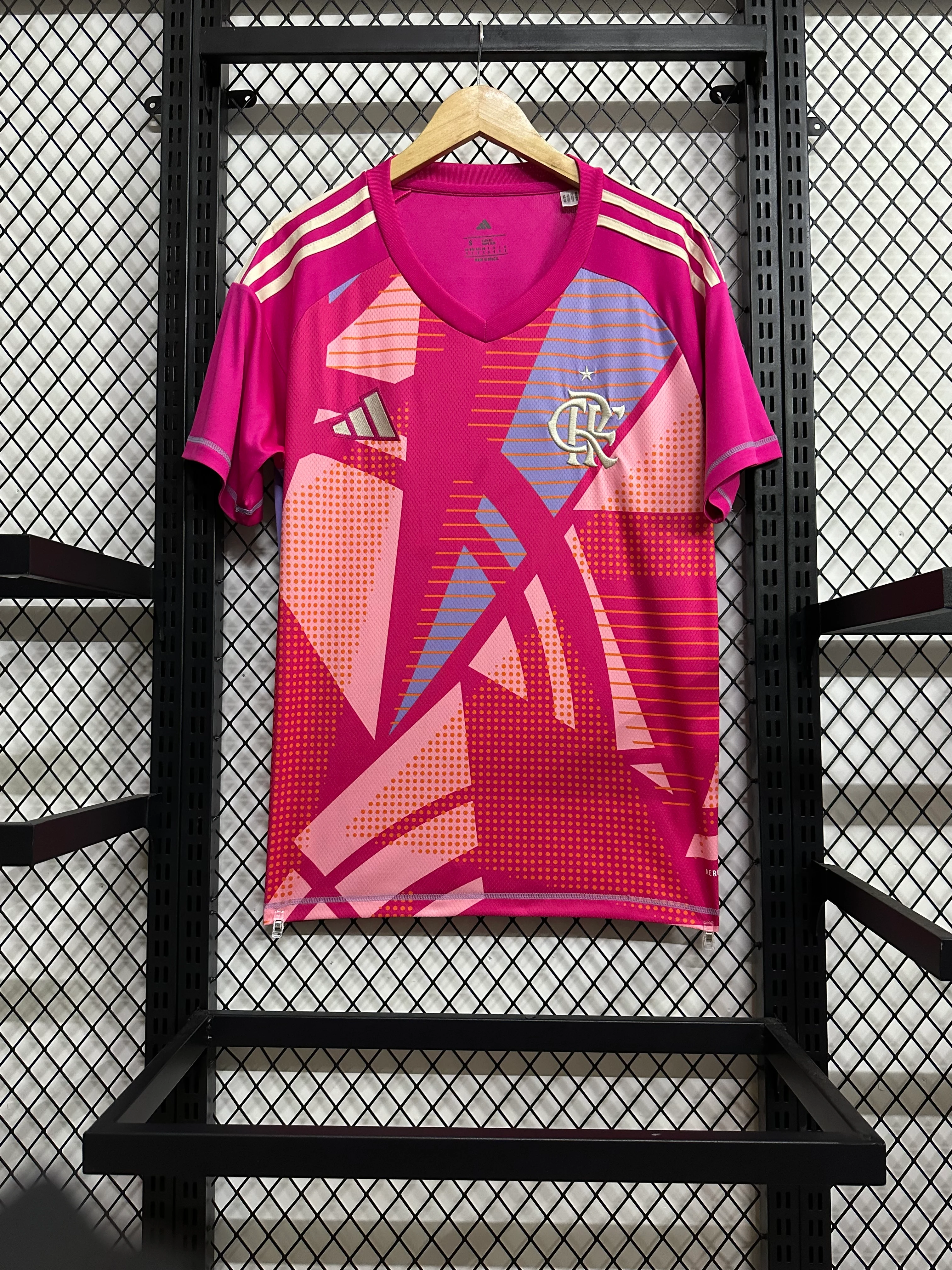 2025-26 Flamengo Goalkeeper Jersey view 8