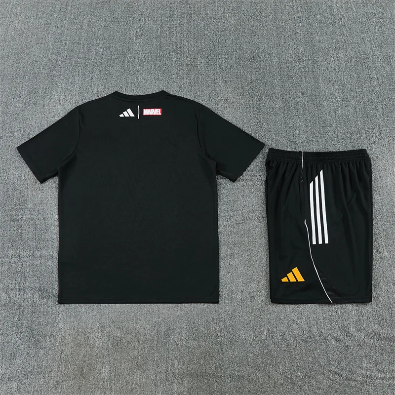 2025-26 Real Madrid Black Short-Sleeve Training Jersey view 13