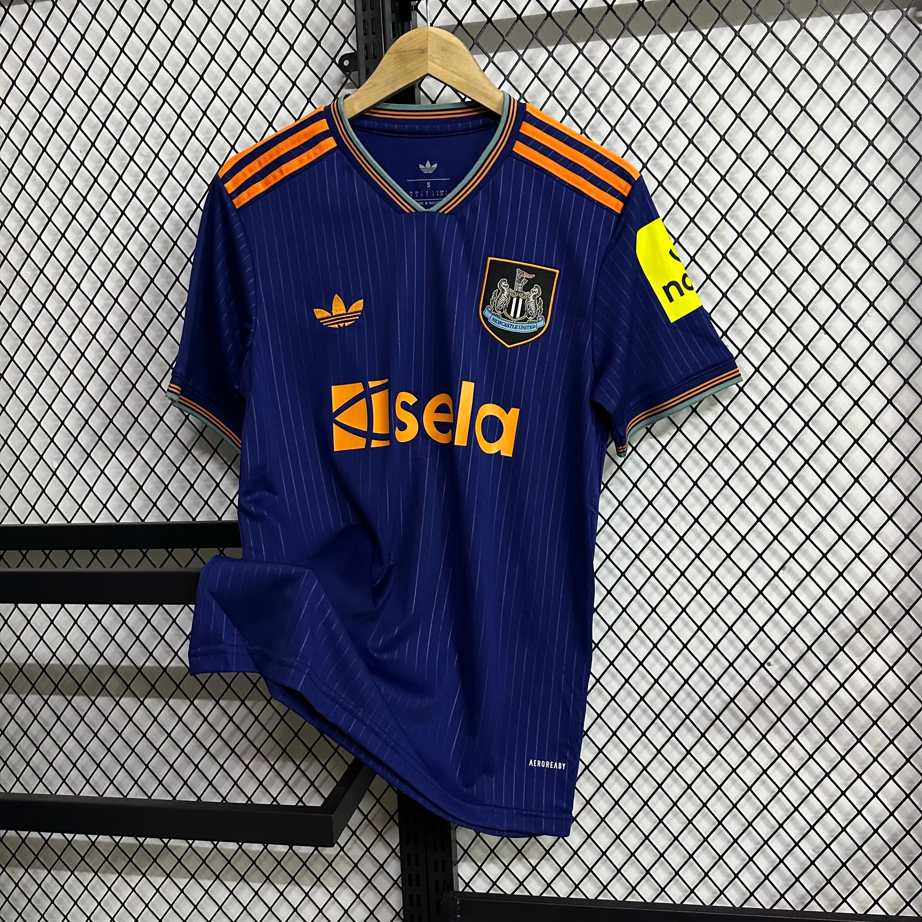 2025-26 Newcastle United Second Away Kit