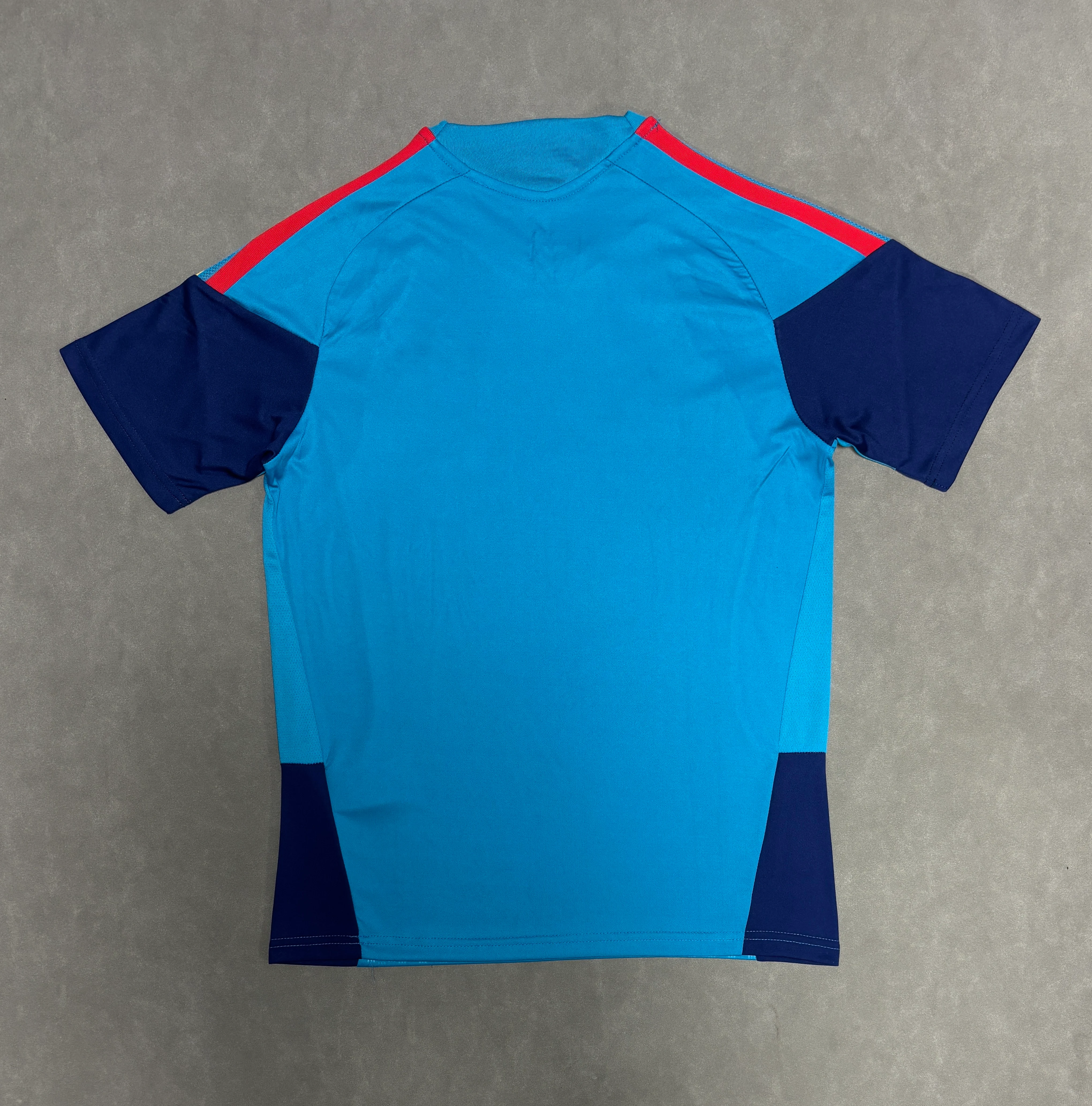 2026-27 Spain Training Jersey – Fan Version view 2