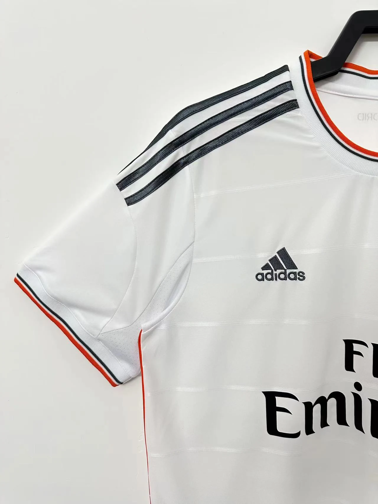 2013-14 Real Madrid Home Retro Jersey view 3