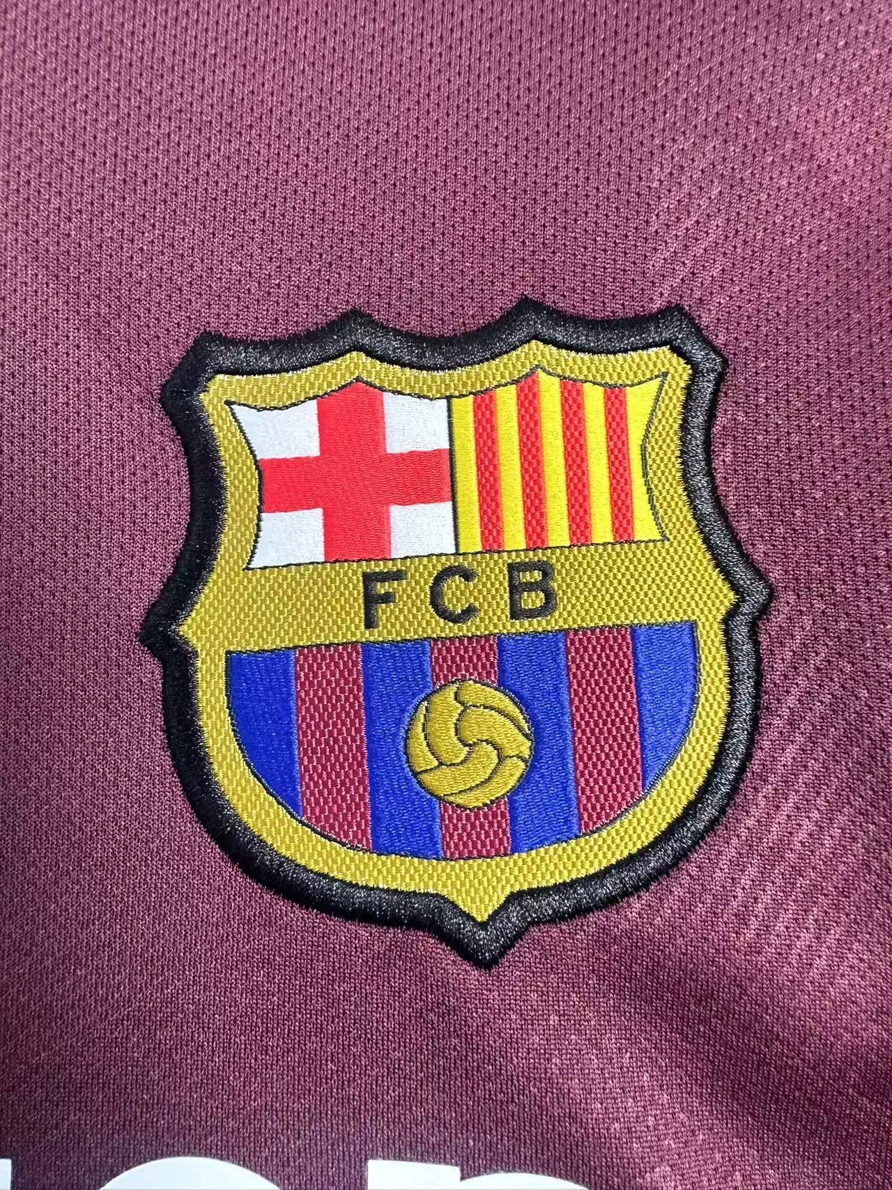 2017-18 Barcelona Away Retro Jersey view 9