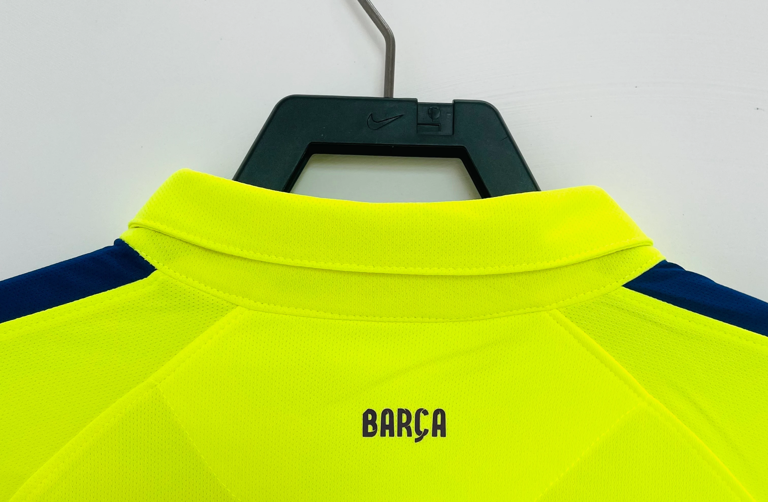 2014-15 Barcelona Second Away Retro Jersey view 4