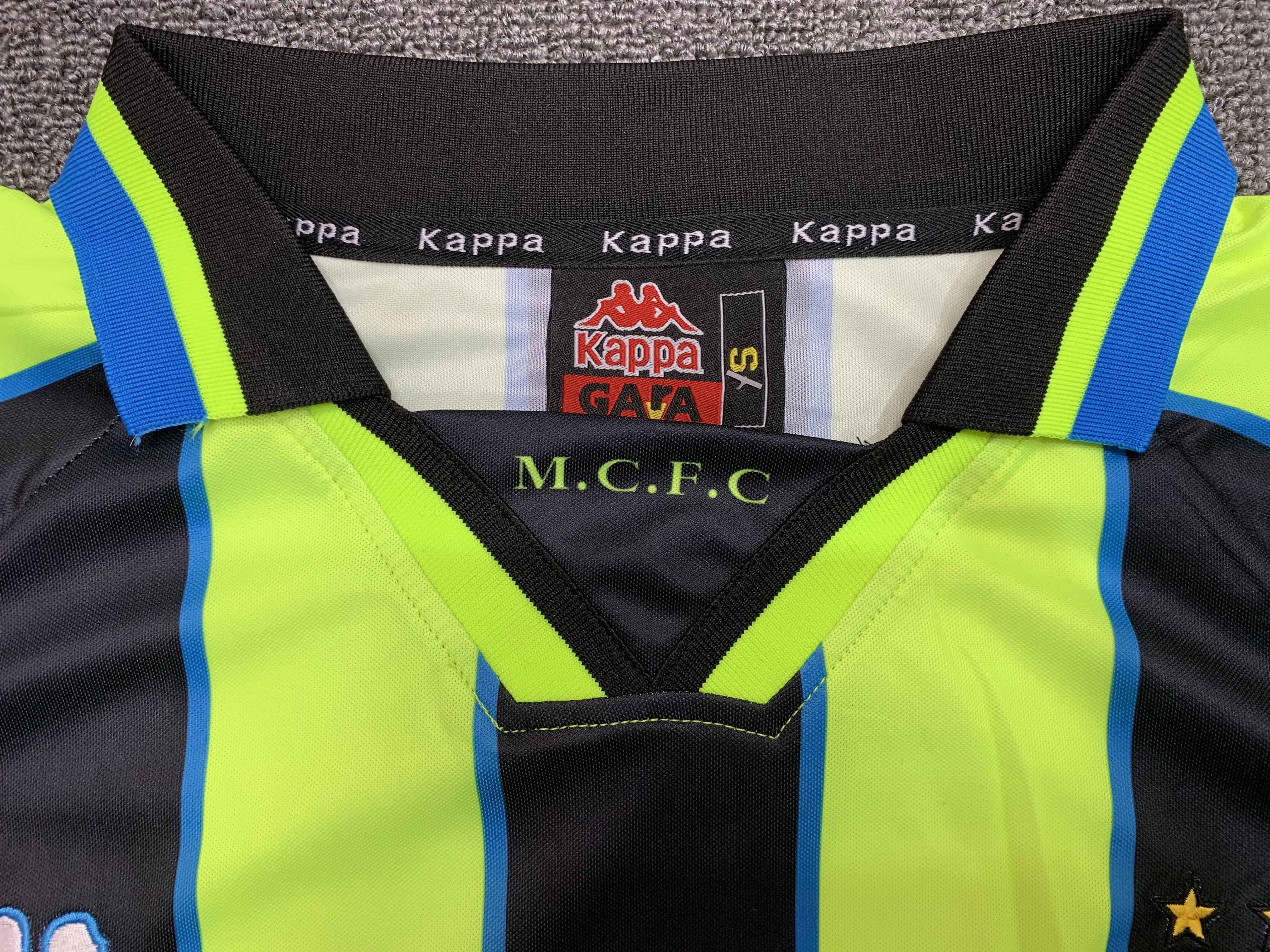 1998-99 Manchester City Away Retro Jersey view 3