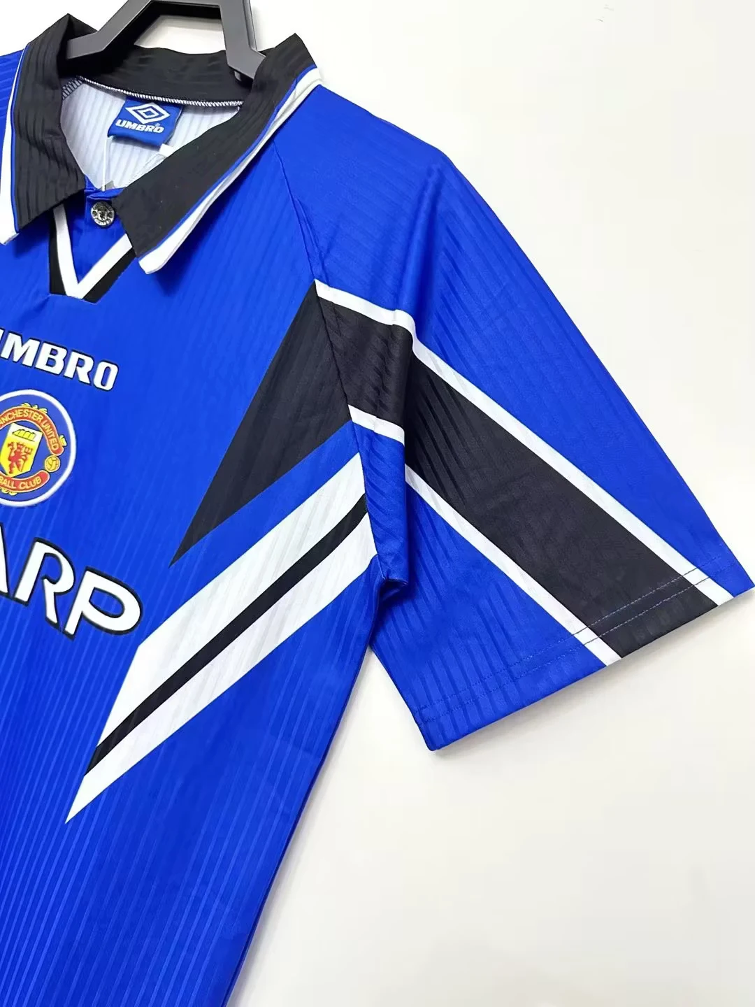 1996-98 Manchester United Second Away Retro Jersey view 6