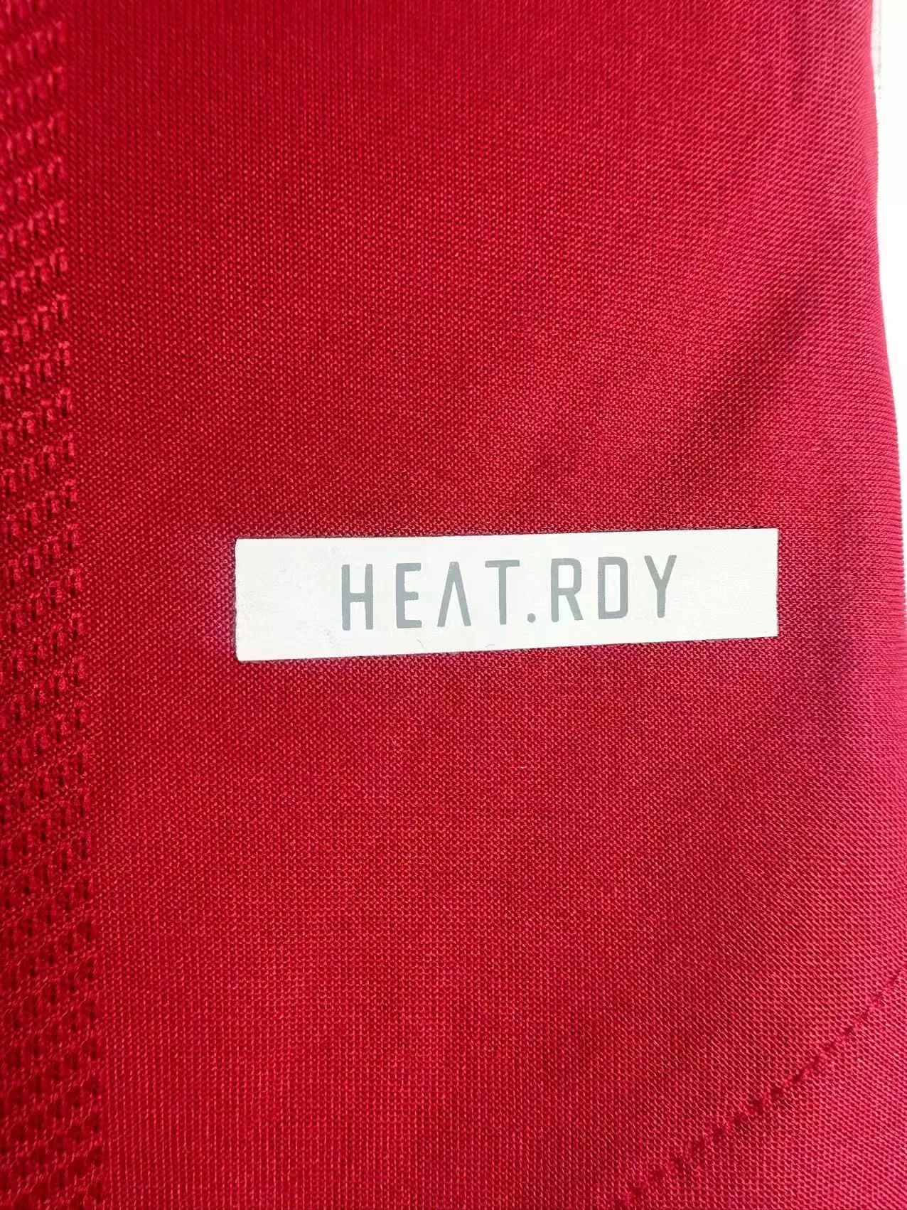 2021-22 Manchester United Home Retro Shirt view 6