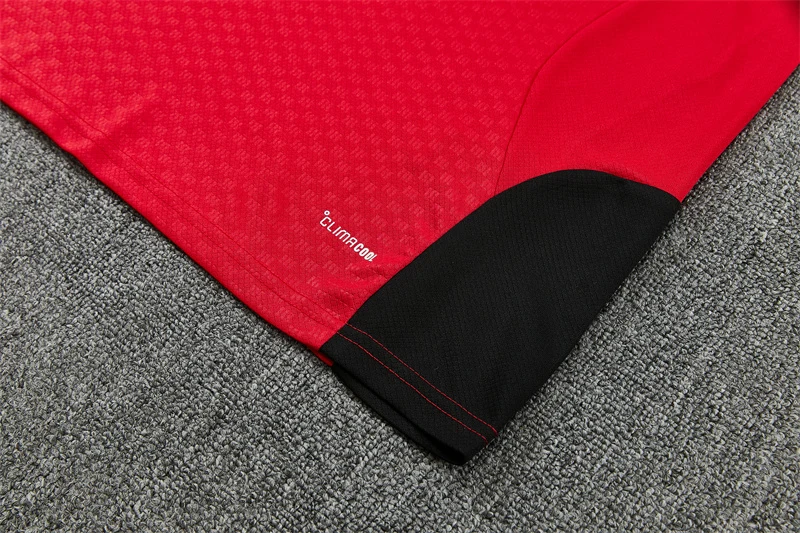 2026-27 Manchester United Red Short-Sleeve Training Jersey view 13