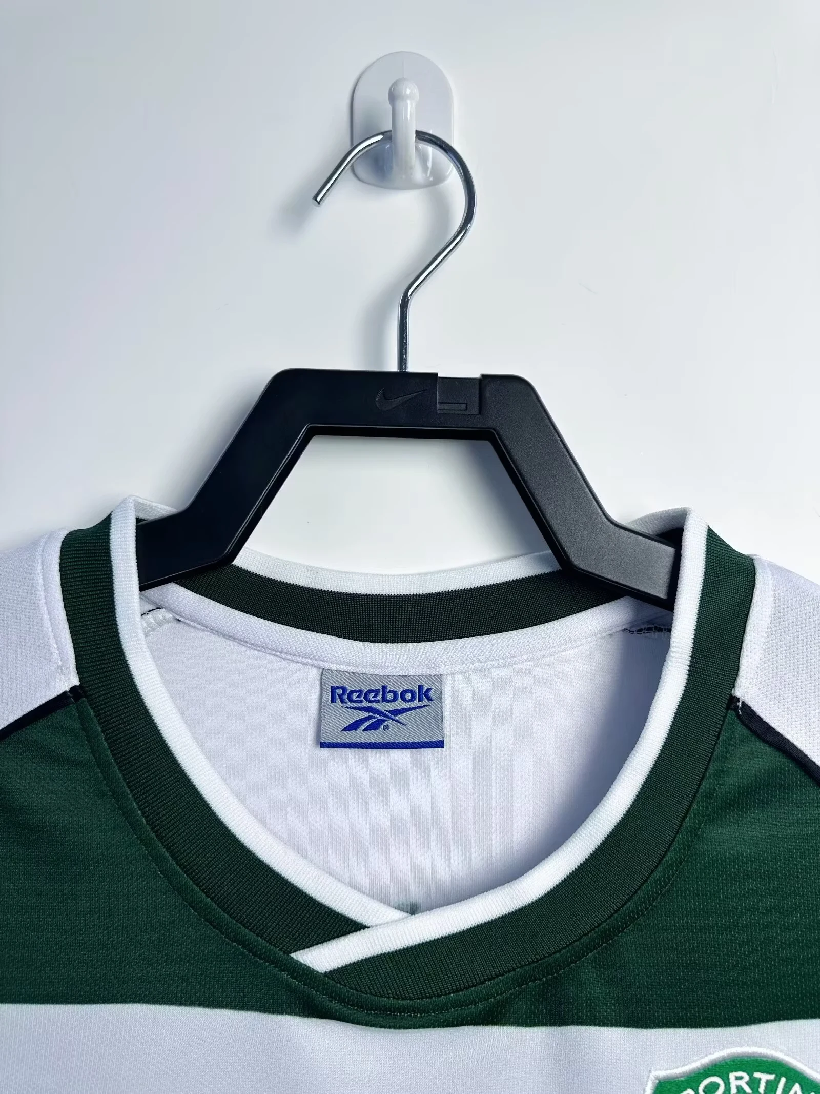 2001-03 Lisbon Home Long Sleeve Retro Jersey view 8