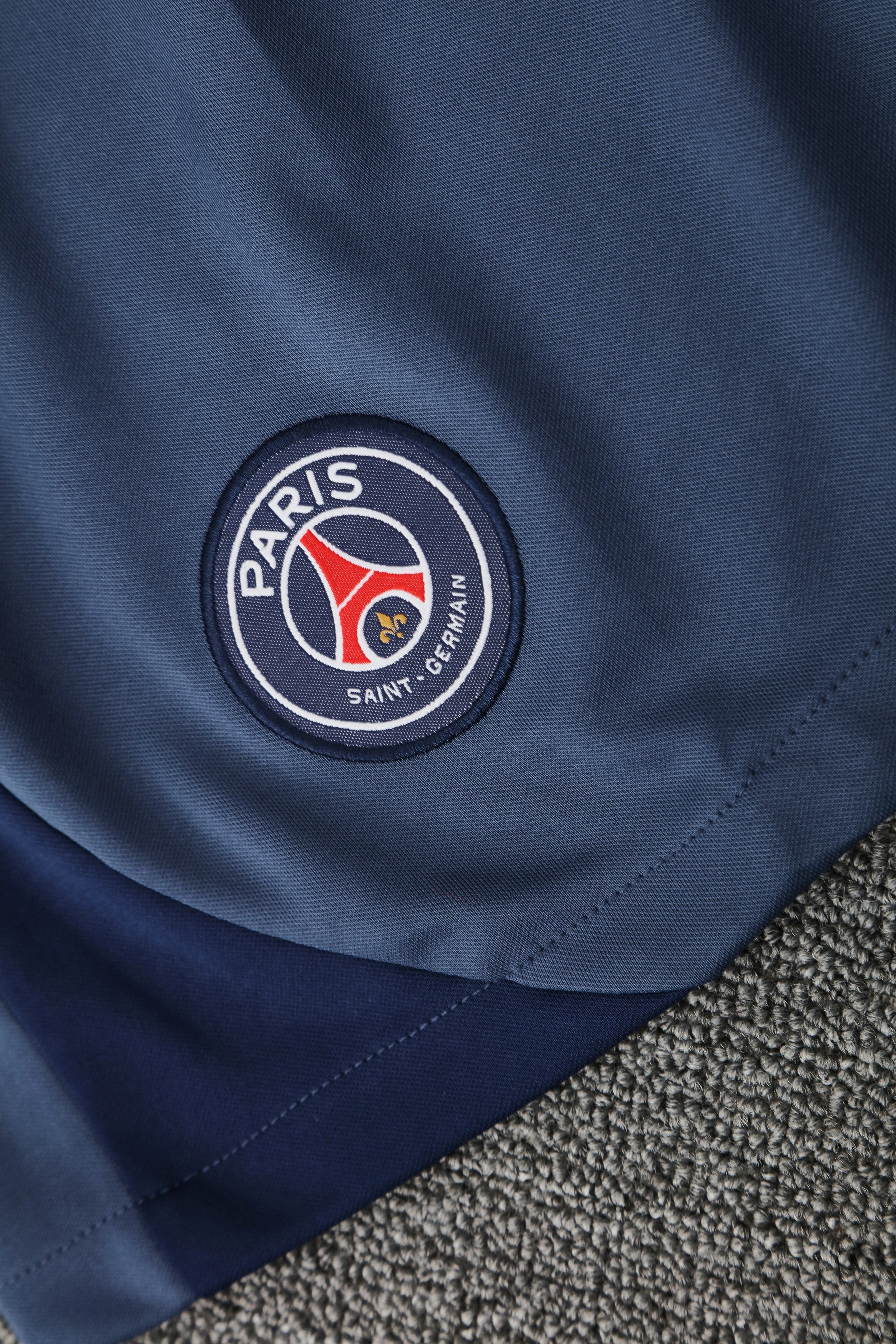 2025-26 Paris Saint-Germain training vest jersey view 6