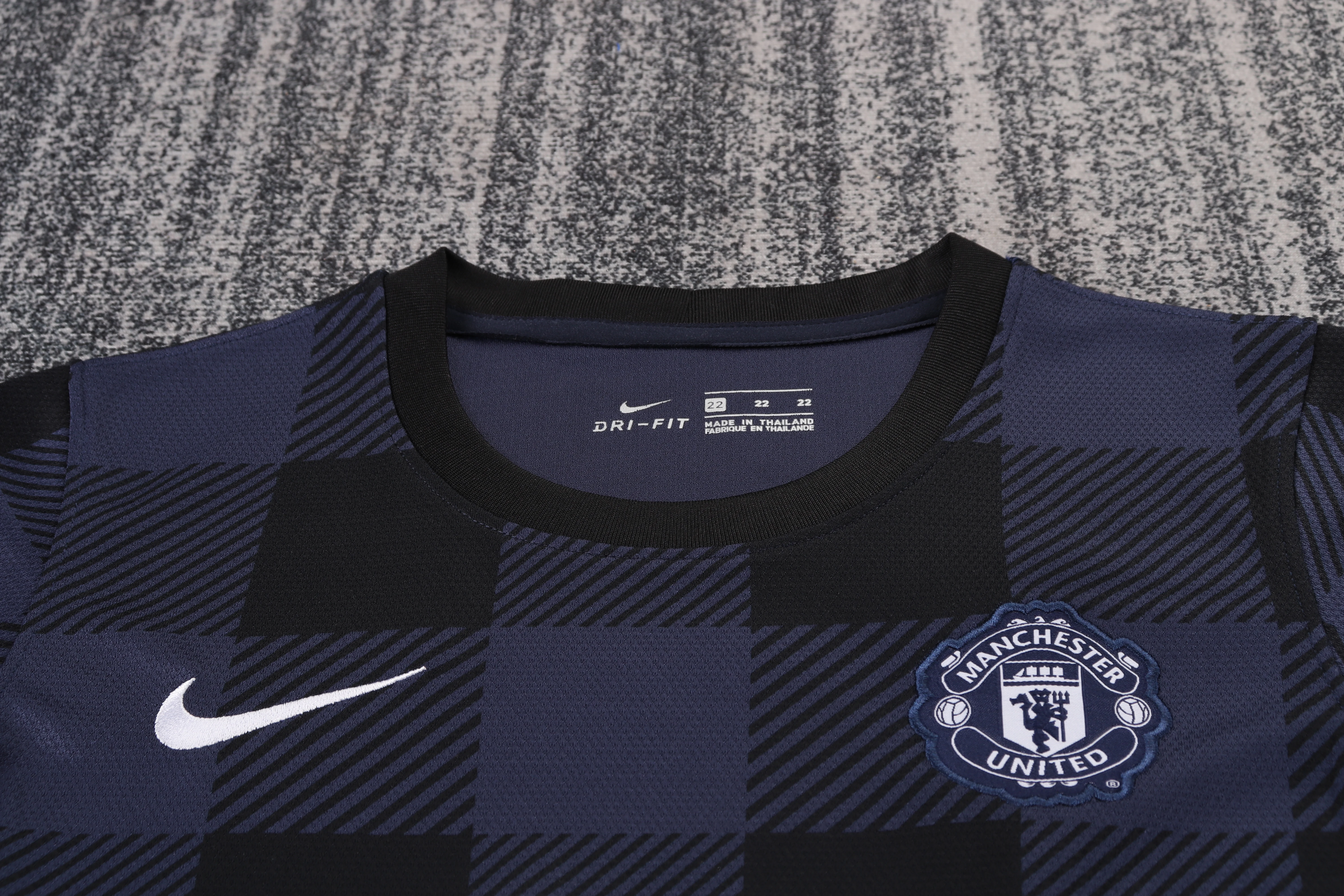 2013-14 Manchester United Away Retro Shirt - Kids Sizes view 12