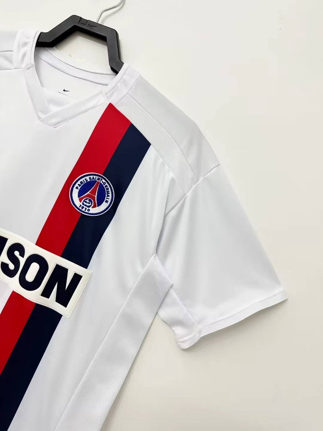 2002-03 Paris retro away jersey view 7