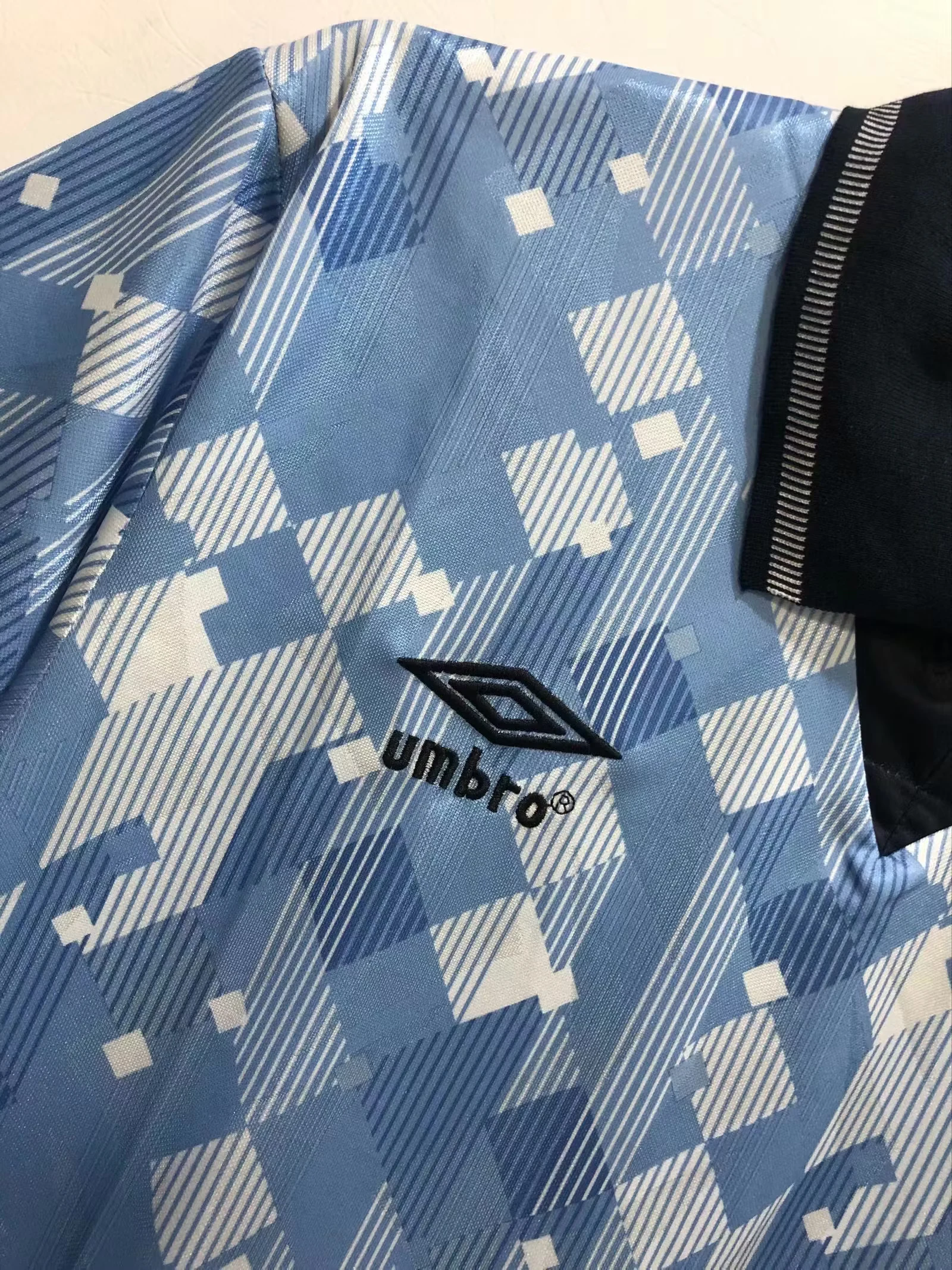 1990 England Second Away Retro Jersey view 10