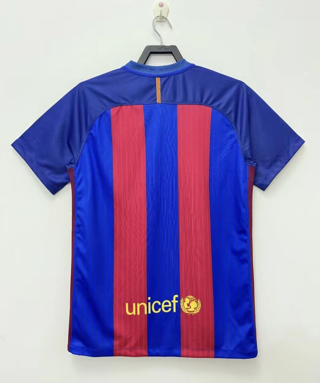 2016-17 Barcelona Retro Home Jersey view 2
