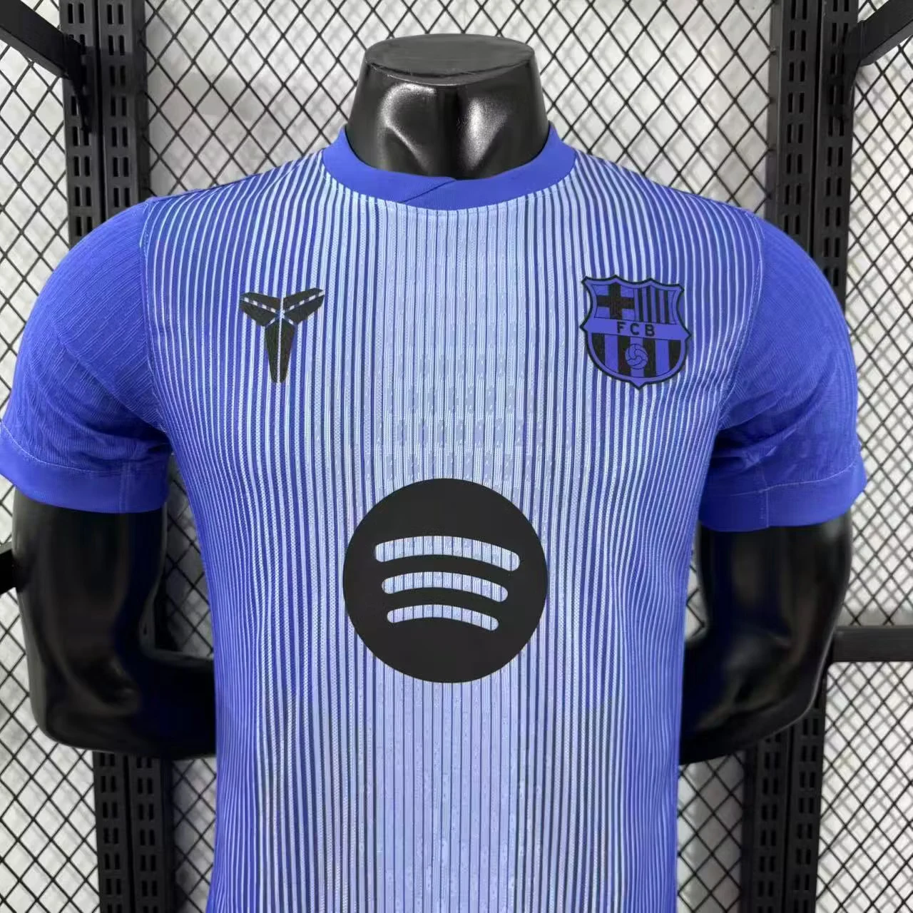 2025-26 Barcelona Training Jersey – Player Version view 3
