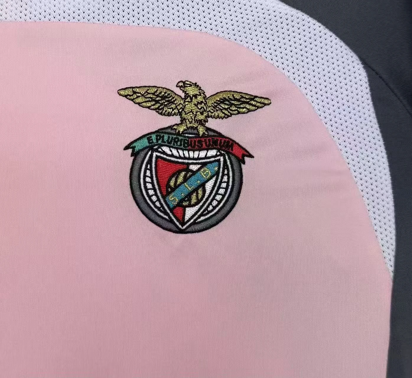 2007-08 Benfica Away Retro Jersey view 4