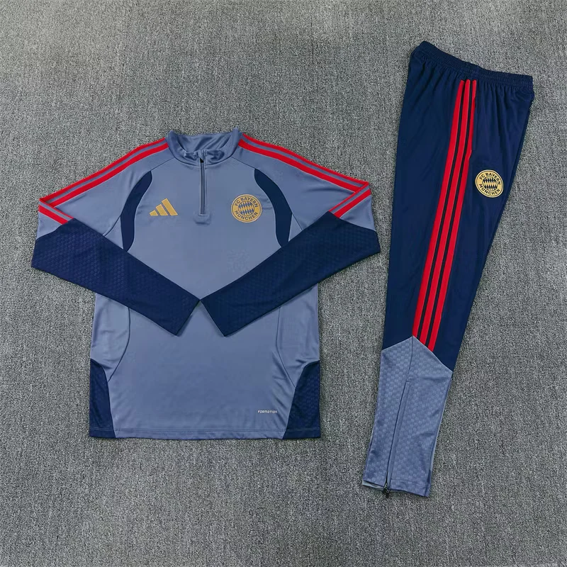 2026-27 Bayern Munich Dark Grey Half-Zip Training Jersey view 17