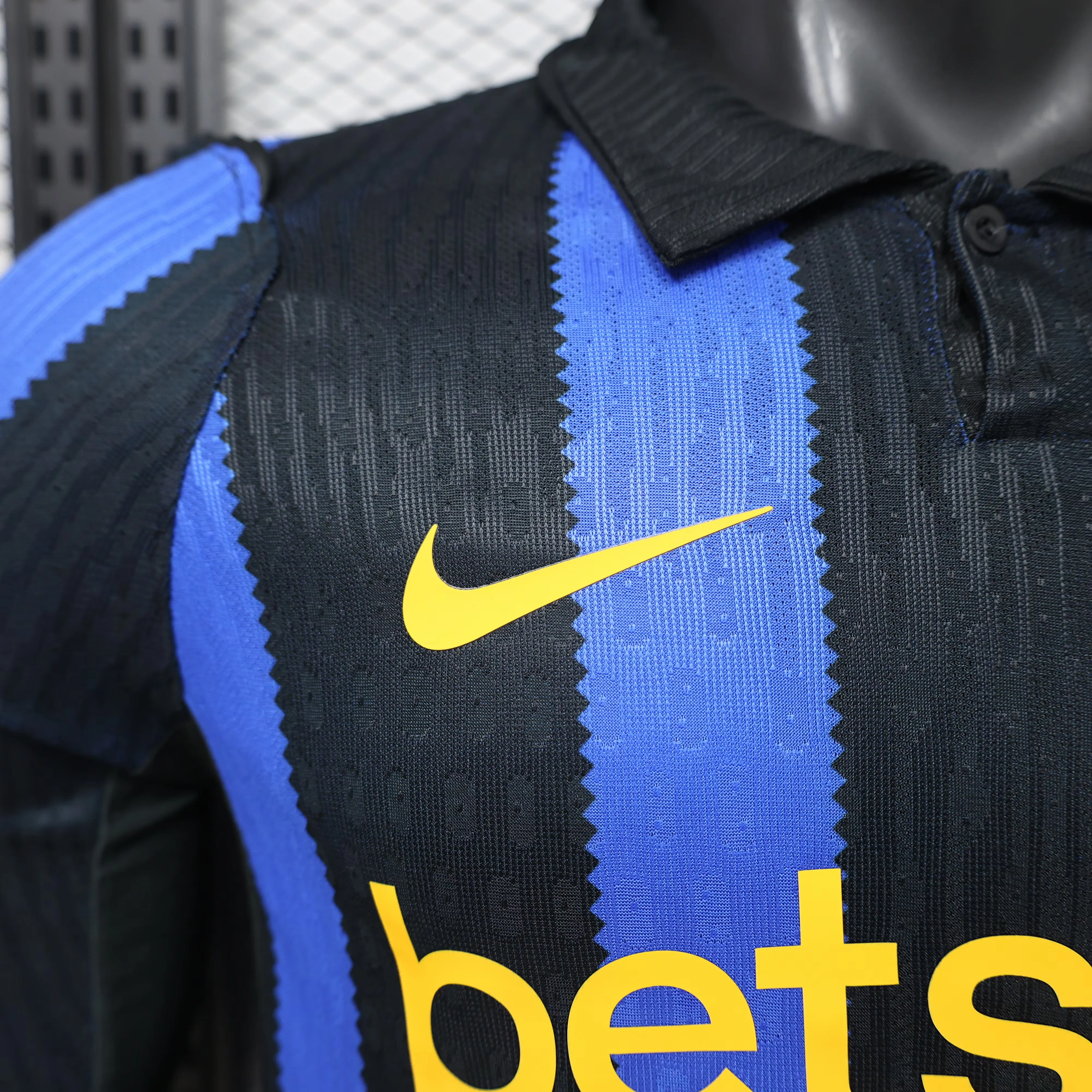 2026-27 Inter Milan Home Long-Sleeve Jersey – Player Version view 4