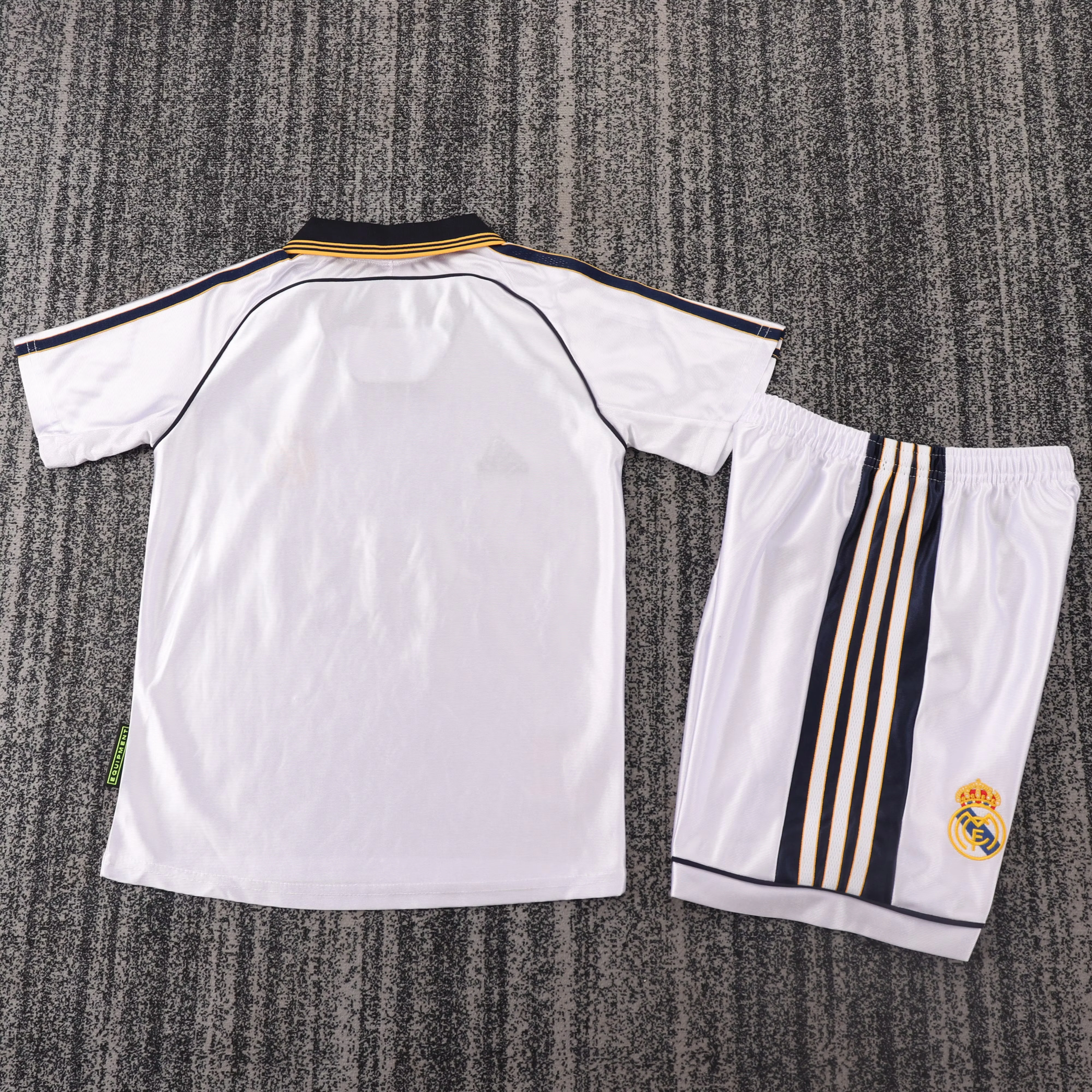 1998-00 Real Madrid Home Retro Shirt - Kids view 2
