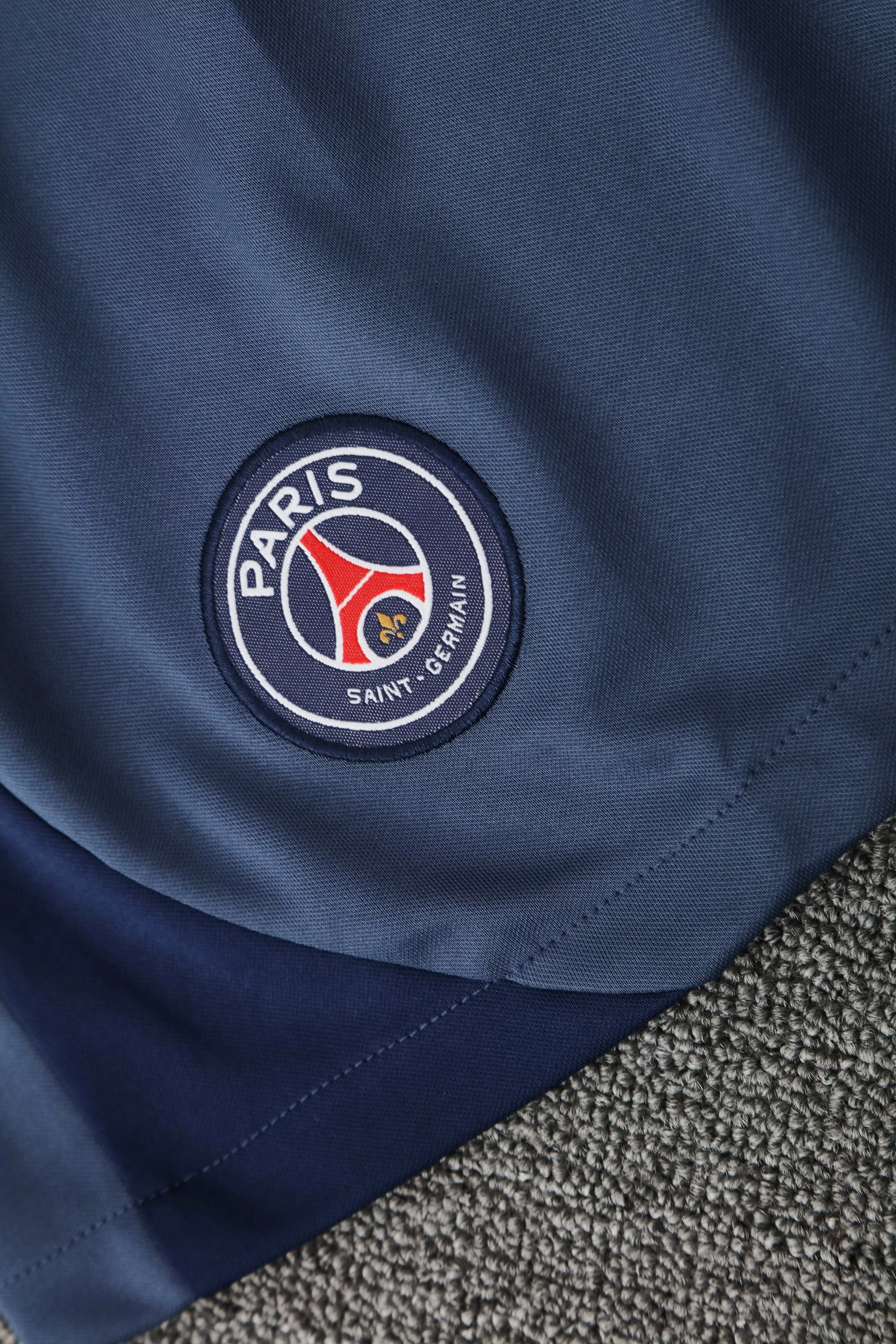 2025-26 Paris Saint-Germain training vest jersey view 8