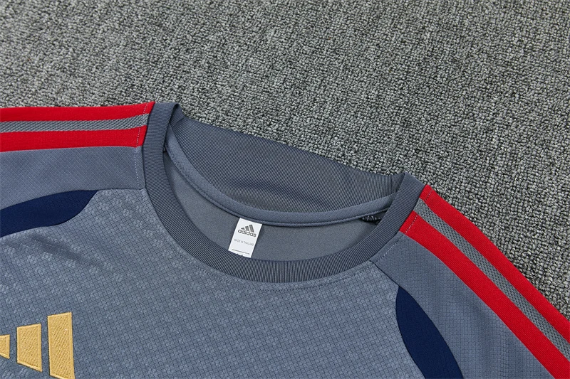 2026-27 Bayern Munich Dark Grey Short-Sleeve Training Jersey view 12