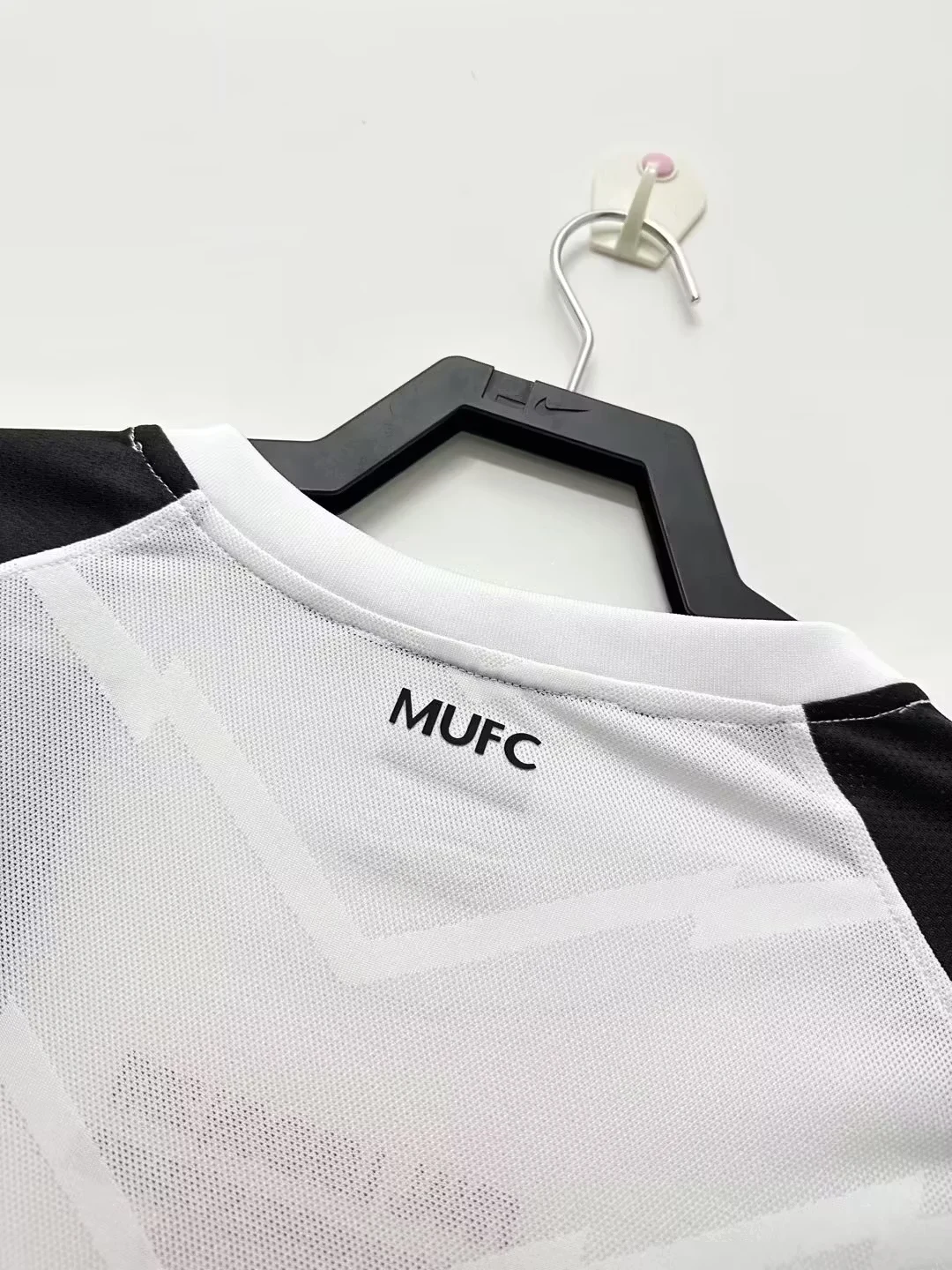 2011-12 Manchester United Away Retro Jersey - Champions League Edition view 6