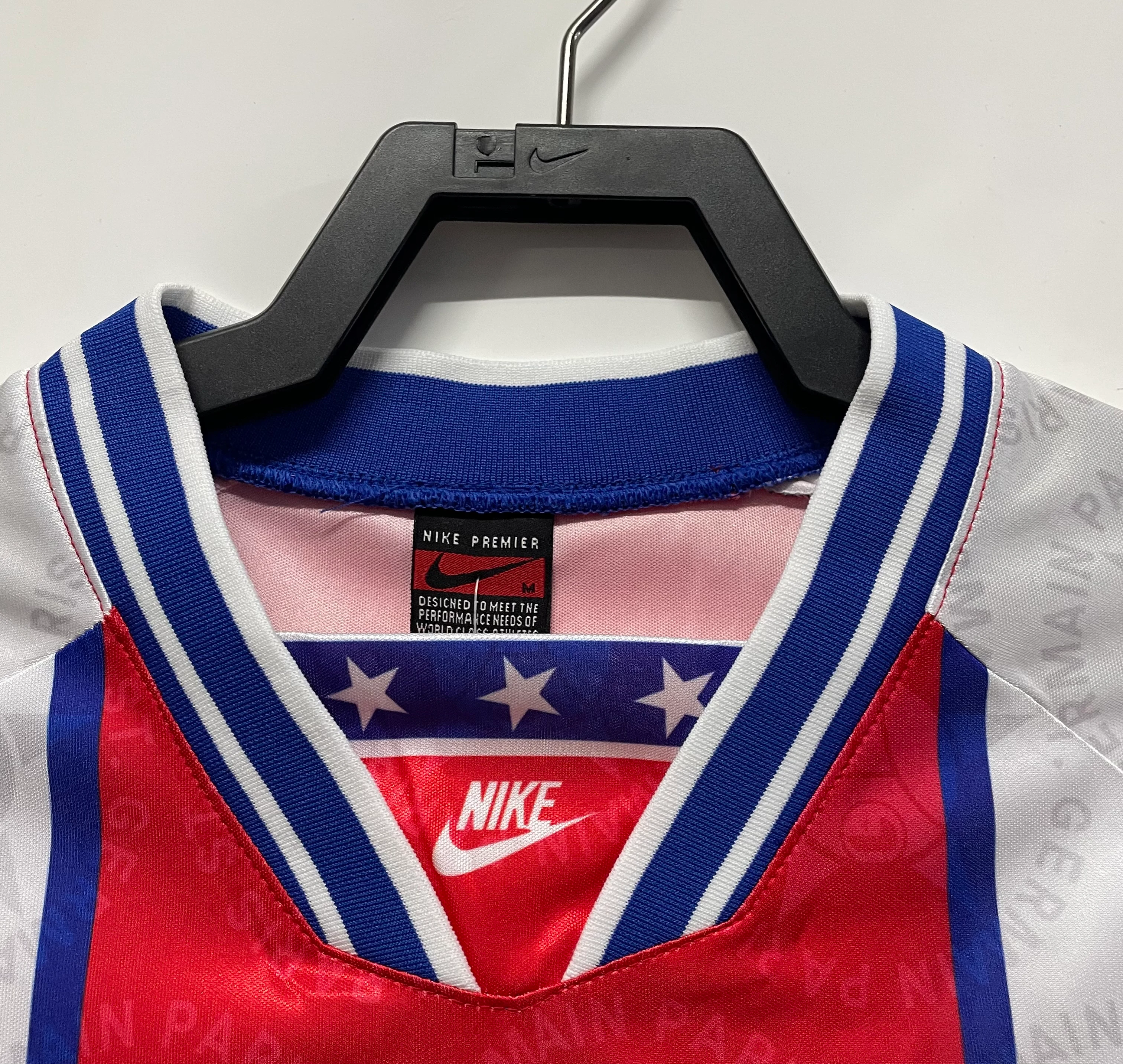 1994-95 Paris retro away jersey view 6