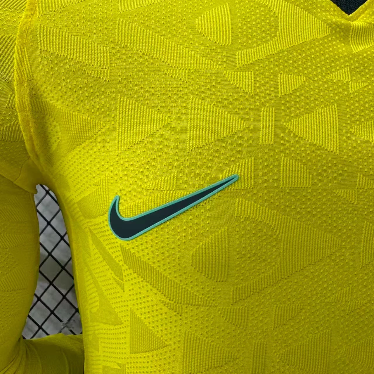 2026-27 Brazil Home Long-Sleeve Jersey - Player Version view 4