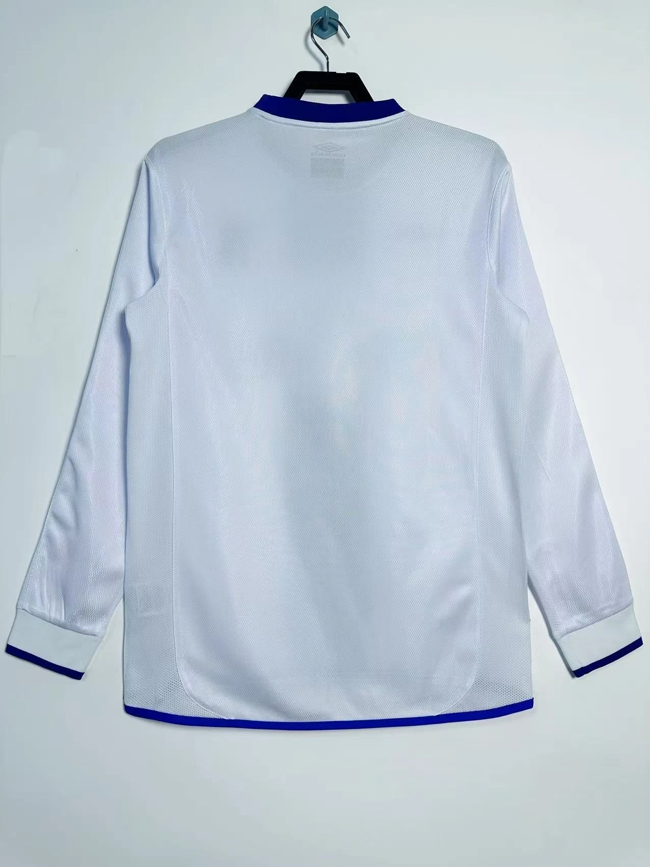 2003–05 Chelsea Away Long-Sleeve Retro Jersey view 2