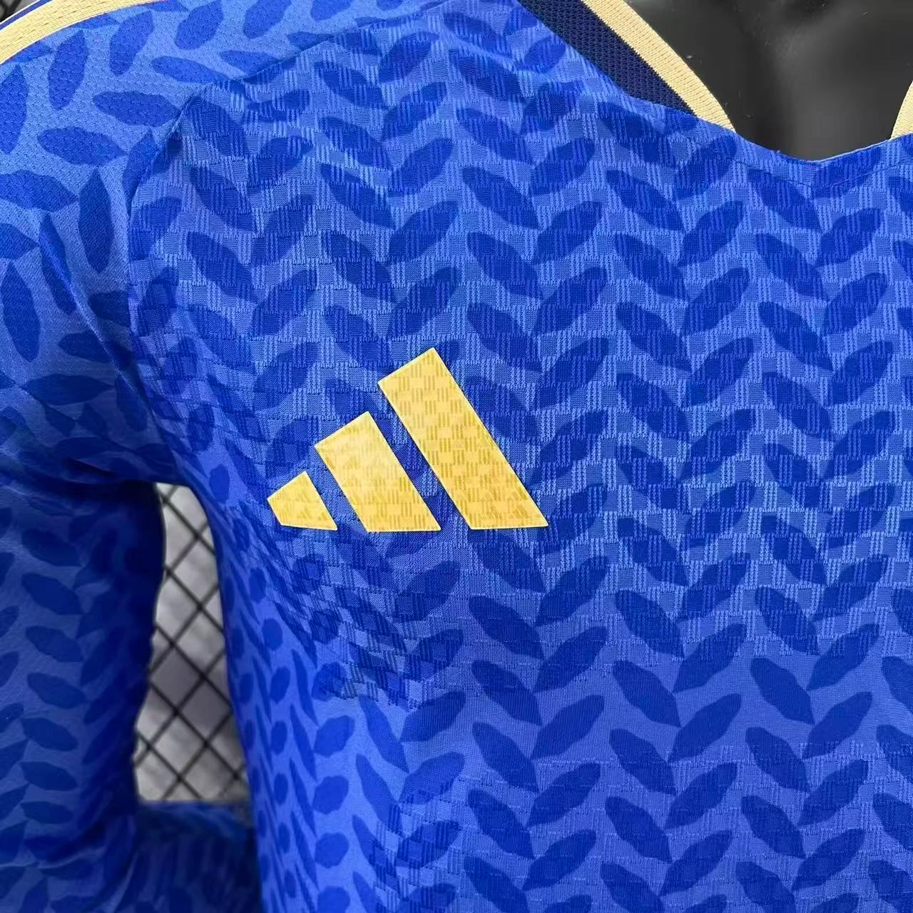 2026 Italy Home Long-Sleeve Jersey – Player Version view 4