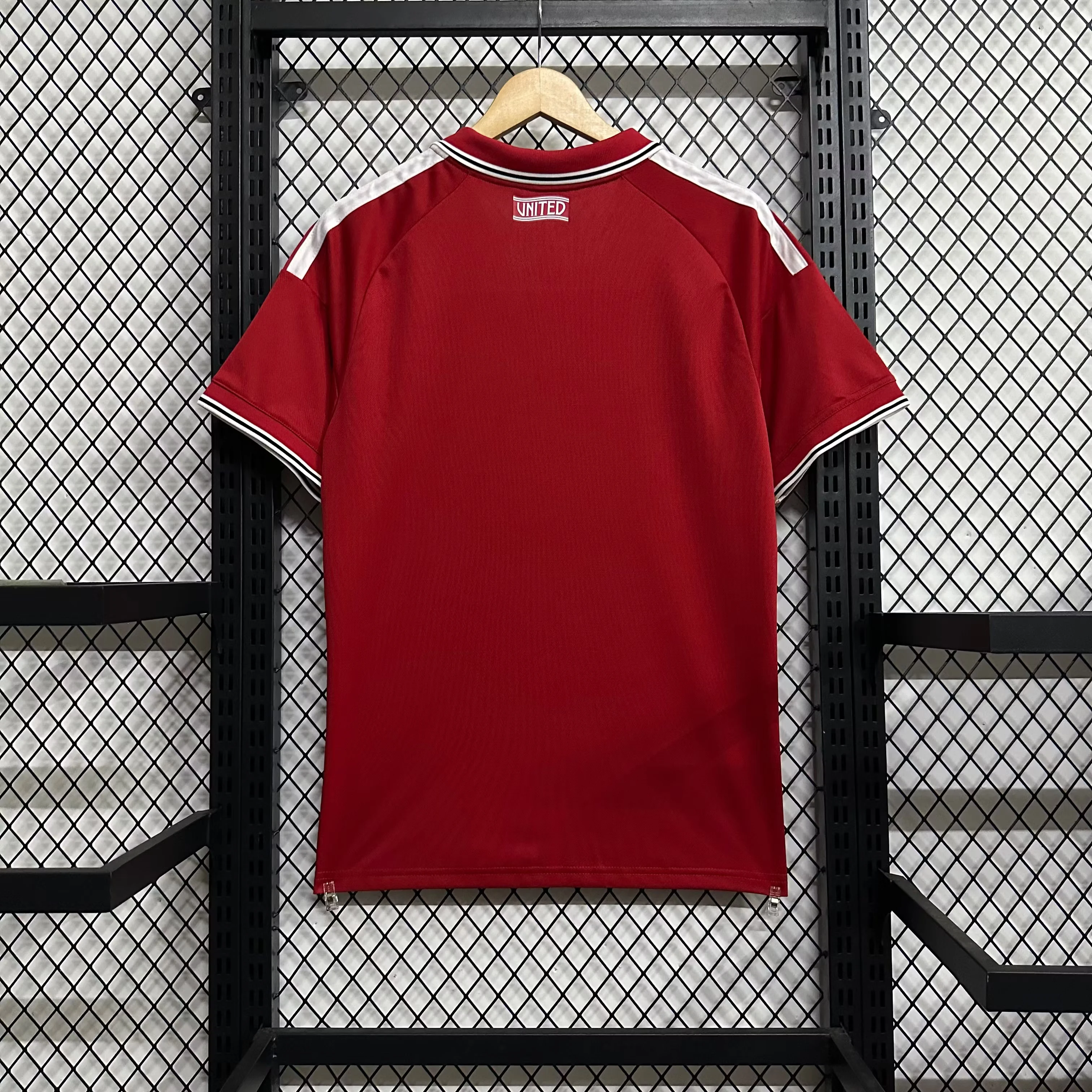 2026-27 Manchester United Home Jersey – Fan Version view 2