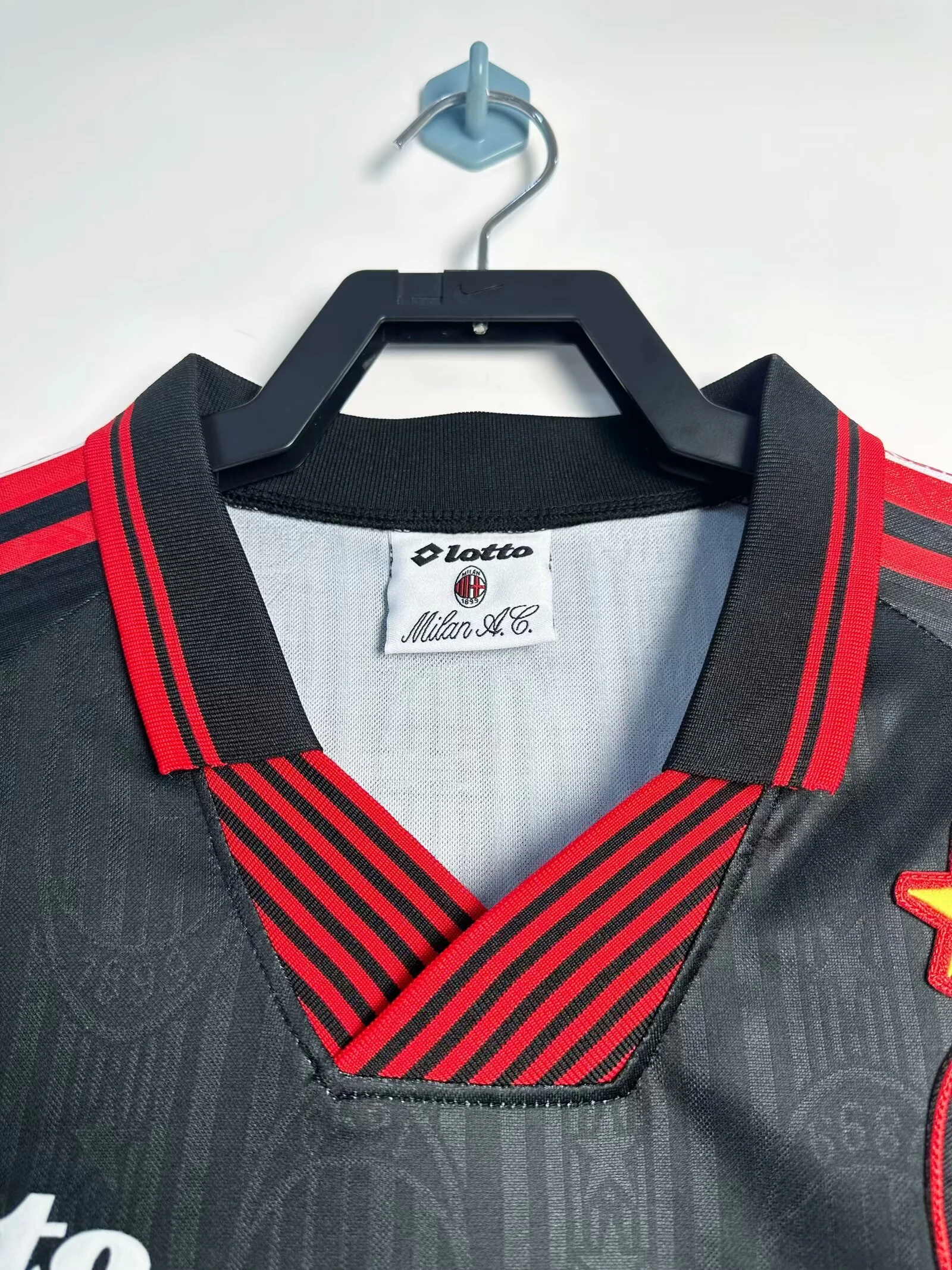 1997-98 AC Milan Special Edition Retro Jersey view 3