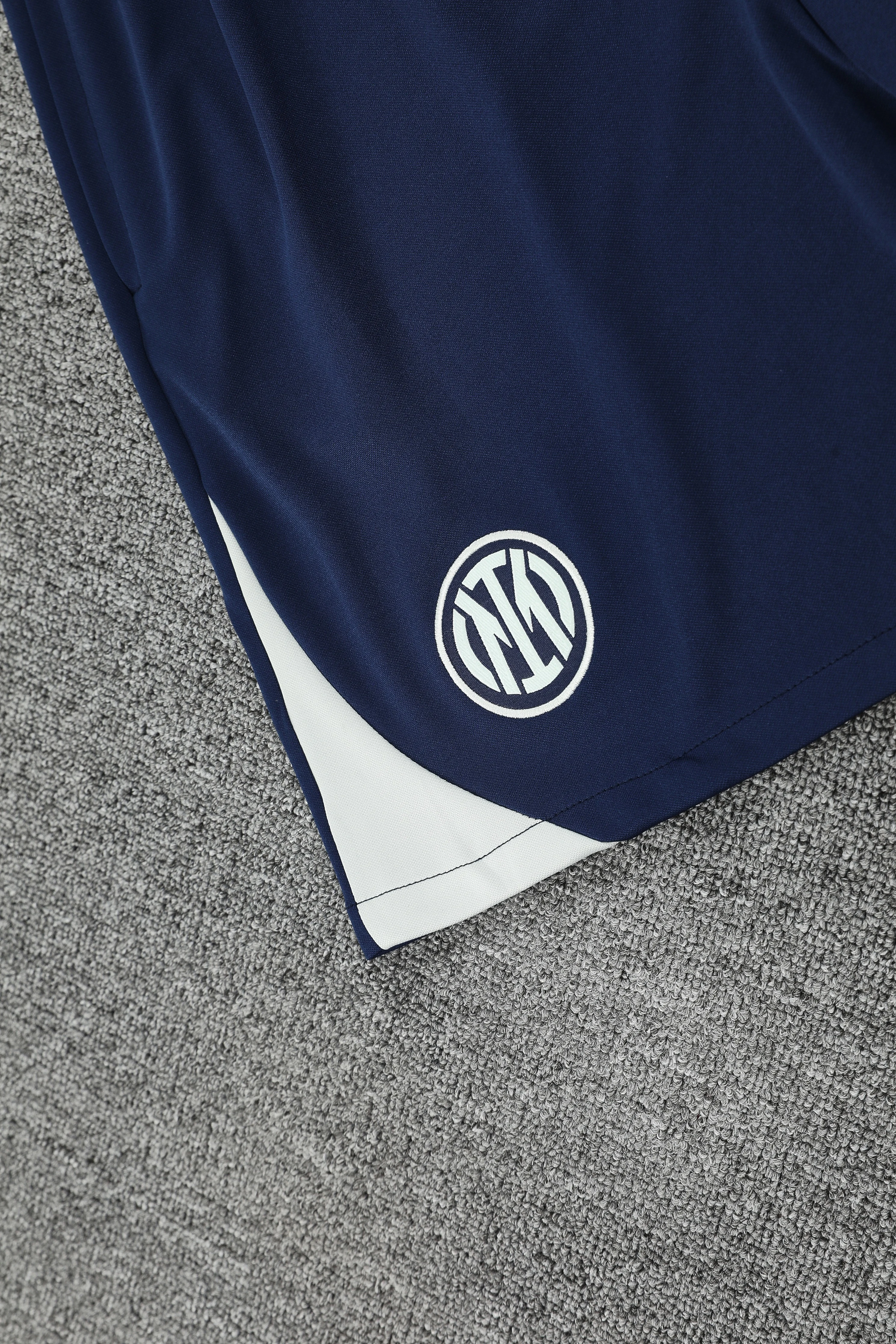 2025-26 Inter Milan Training Vest view 12