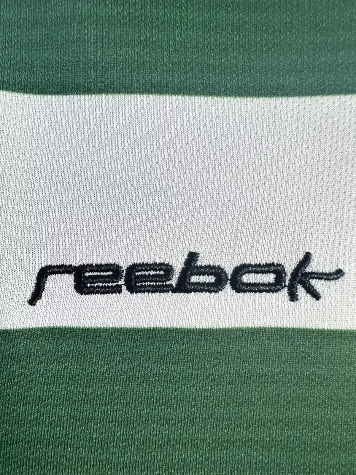 2001-03 Lisbon Home Long Sleeve Retro Jersey view 3