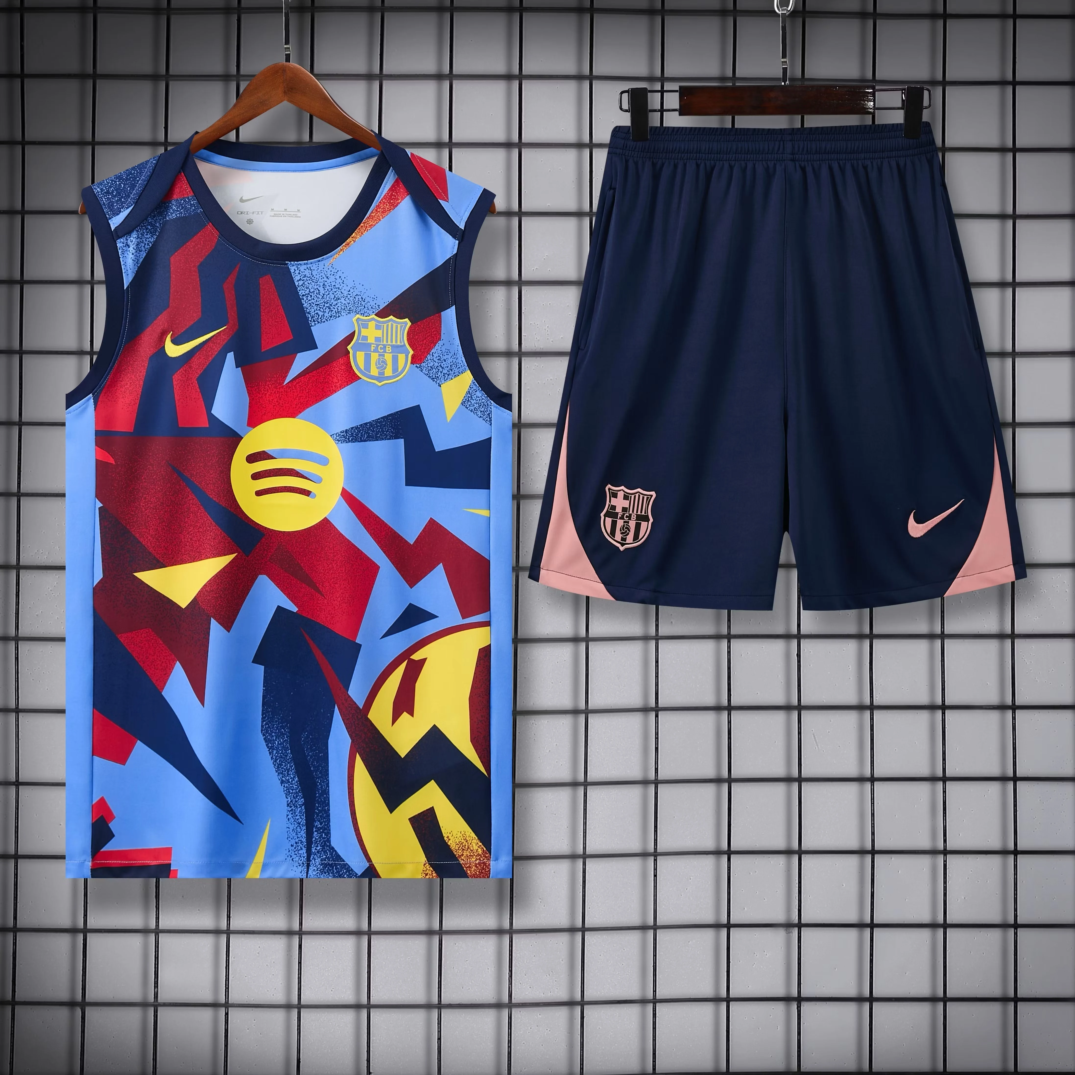 2025-26 Barcelona vest training jersey