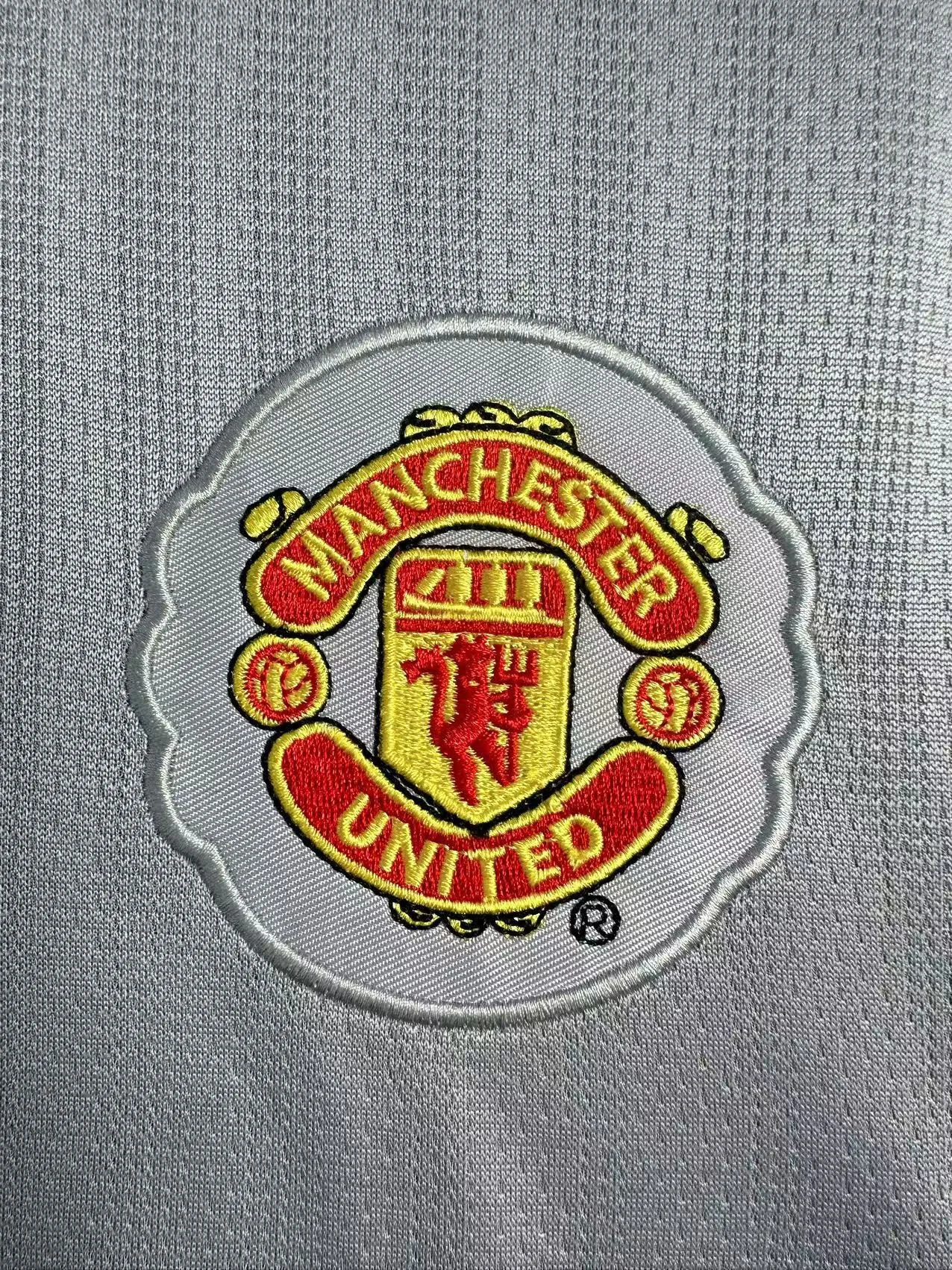 2007-08 Manchester United Retro Goalkeeper Jersey view 9