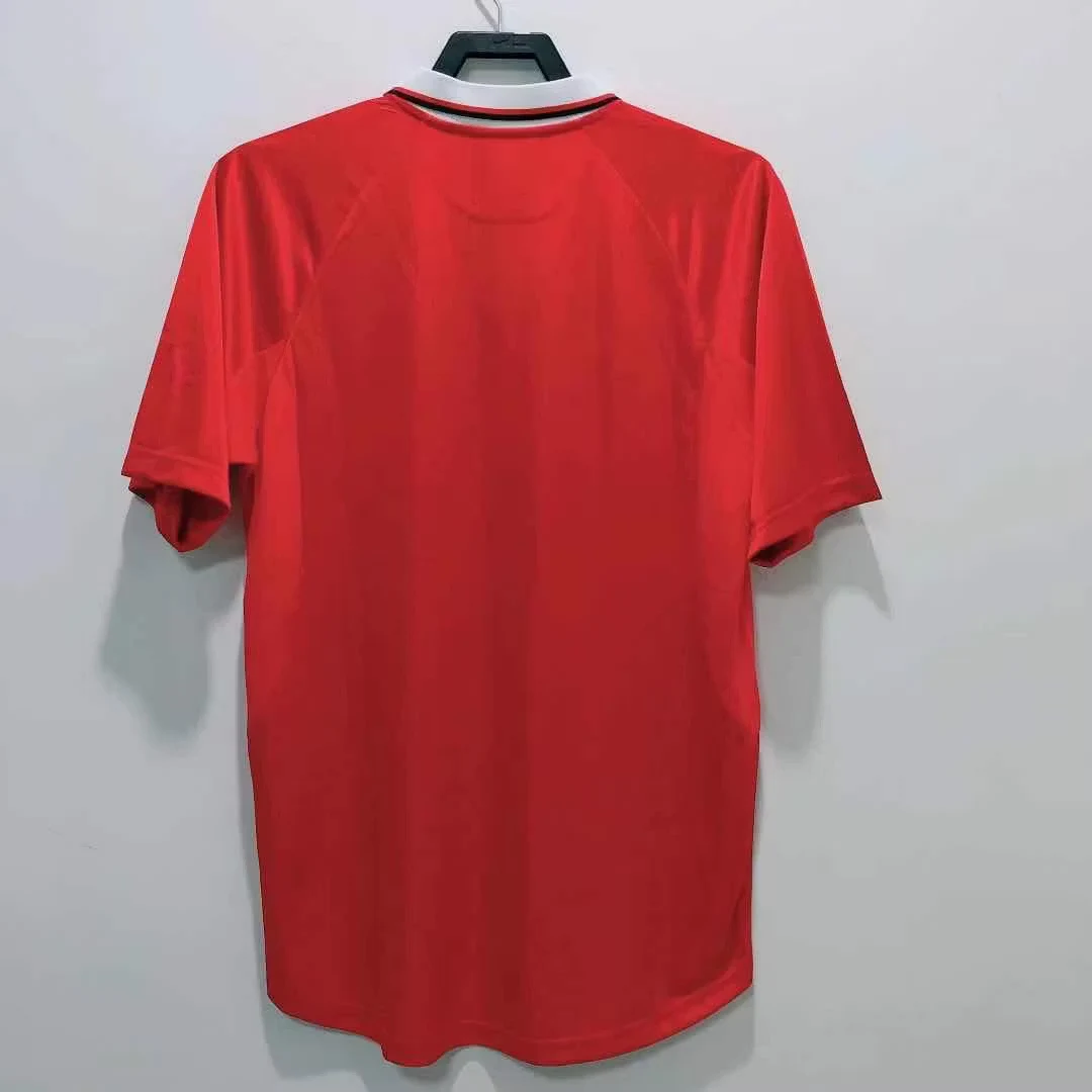 1999-00 Manchester United home retro jersey view 2