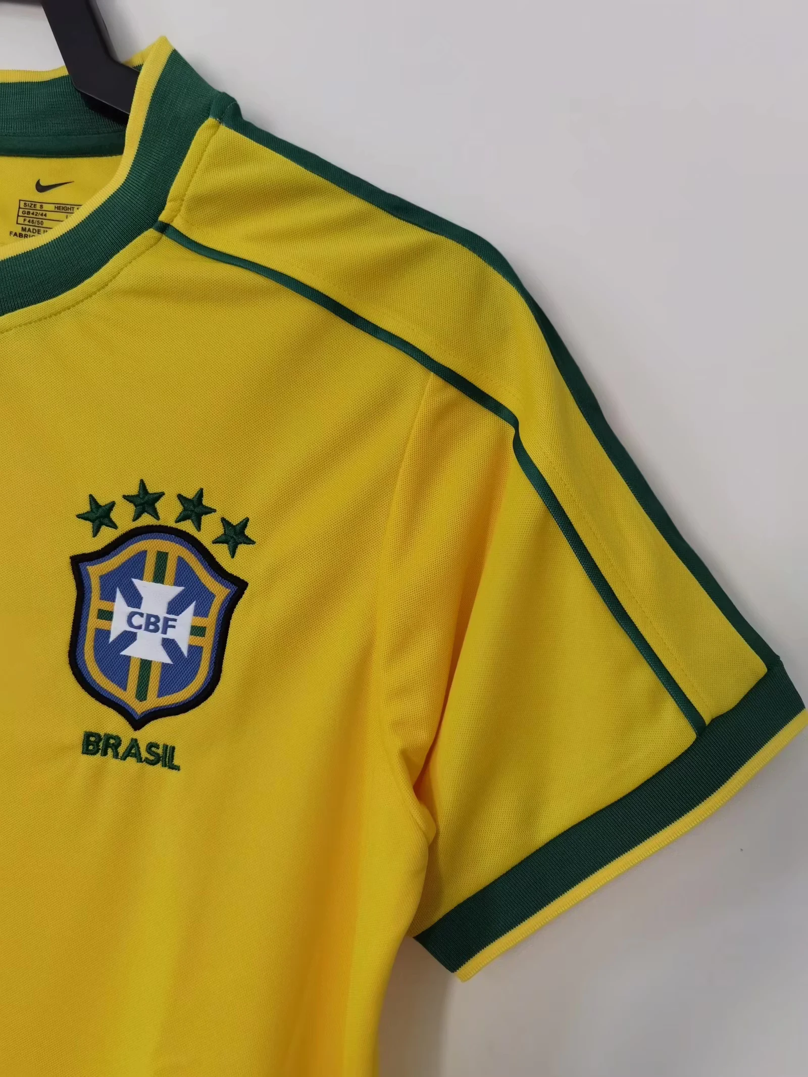 1998 Brazil Home Retro Jersey view 10