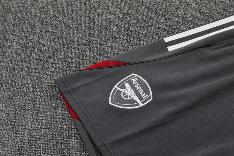 2025-26 Arsenal Red Short-Sleeve Training Jersey view 11