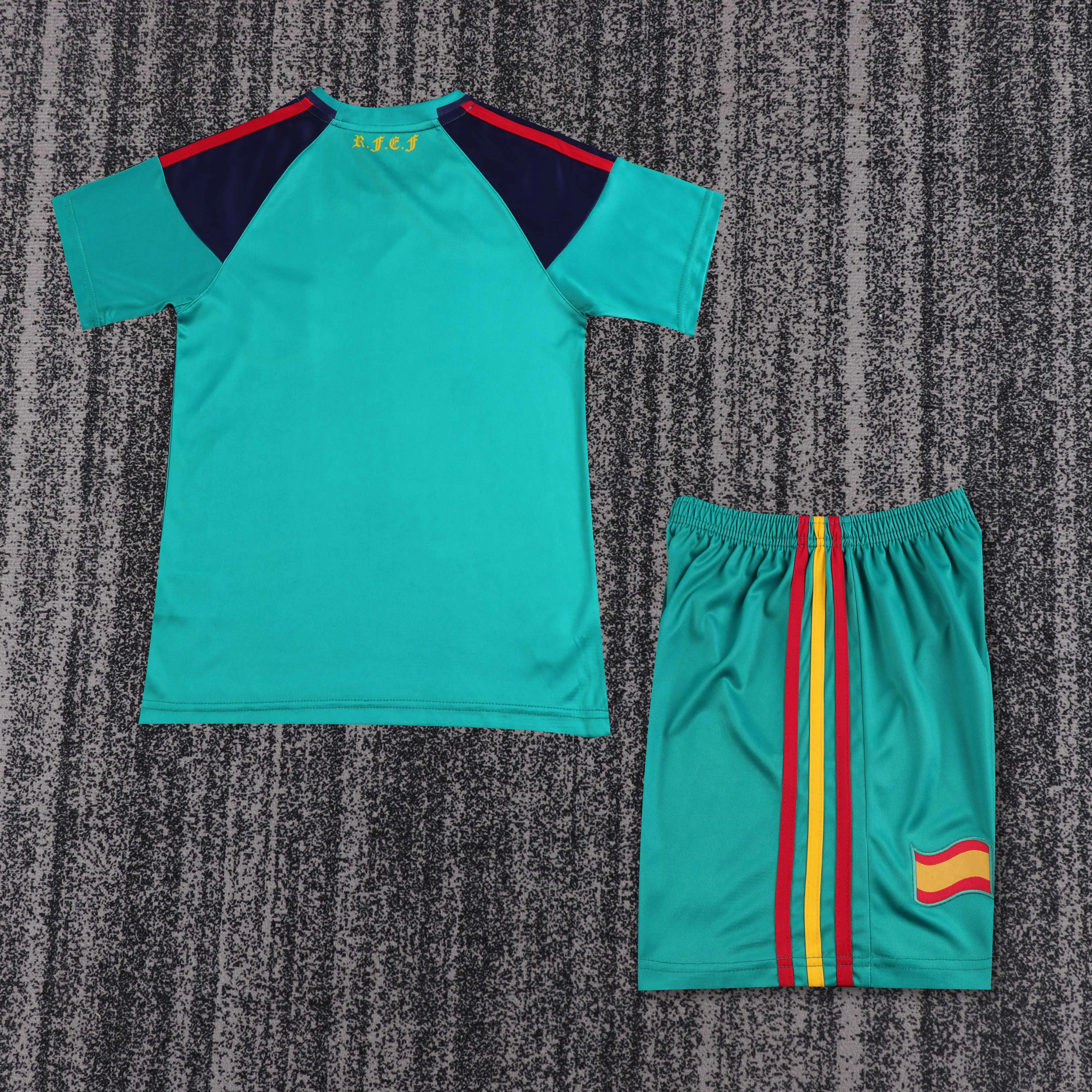2010 Spain Goalkeeper Retro Jersey - Kids Sizes view 2