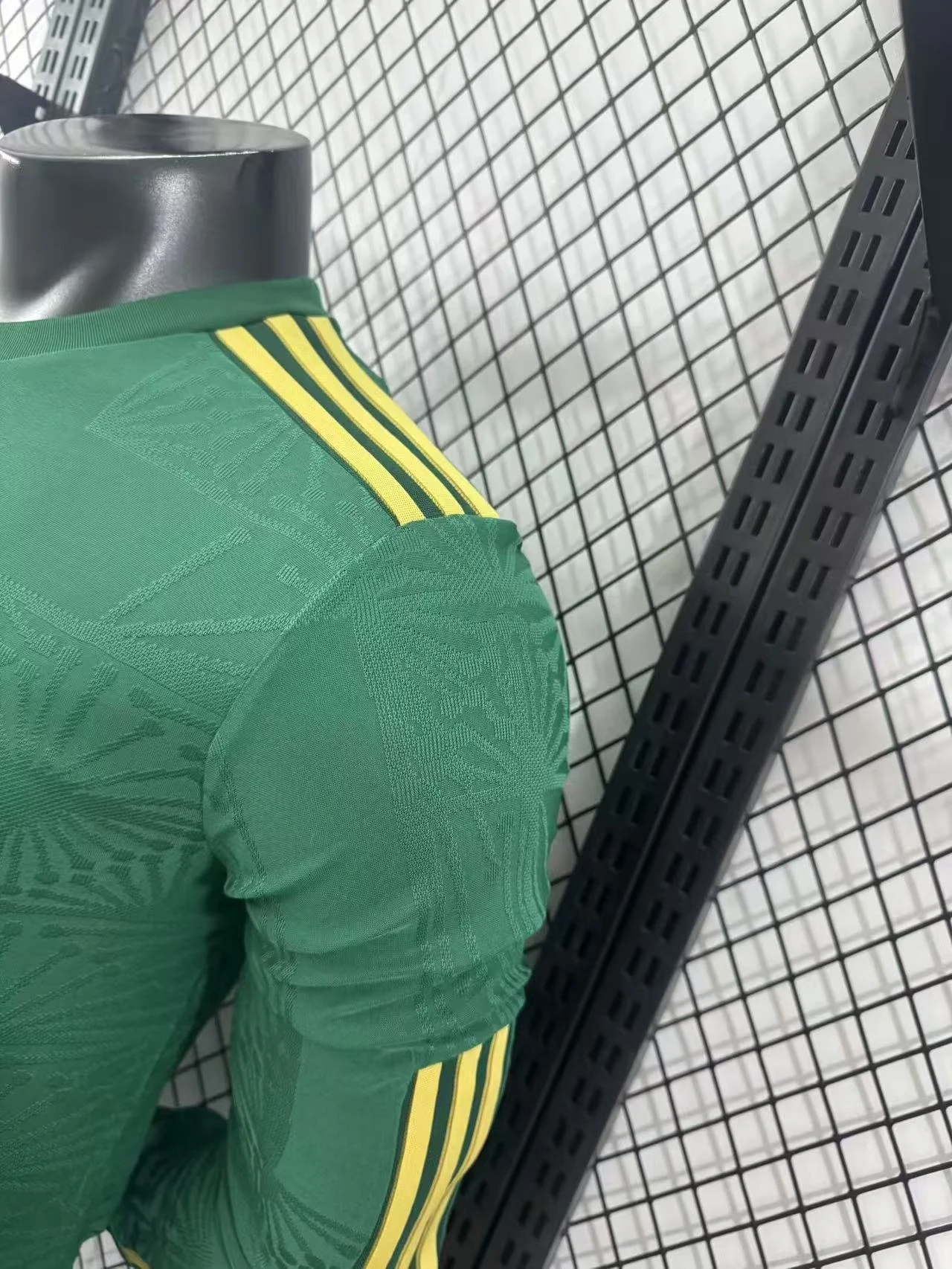 2025-26 Mexico Gold Cup Edition Long-Sleeve Jersey – Player Version view 6