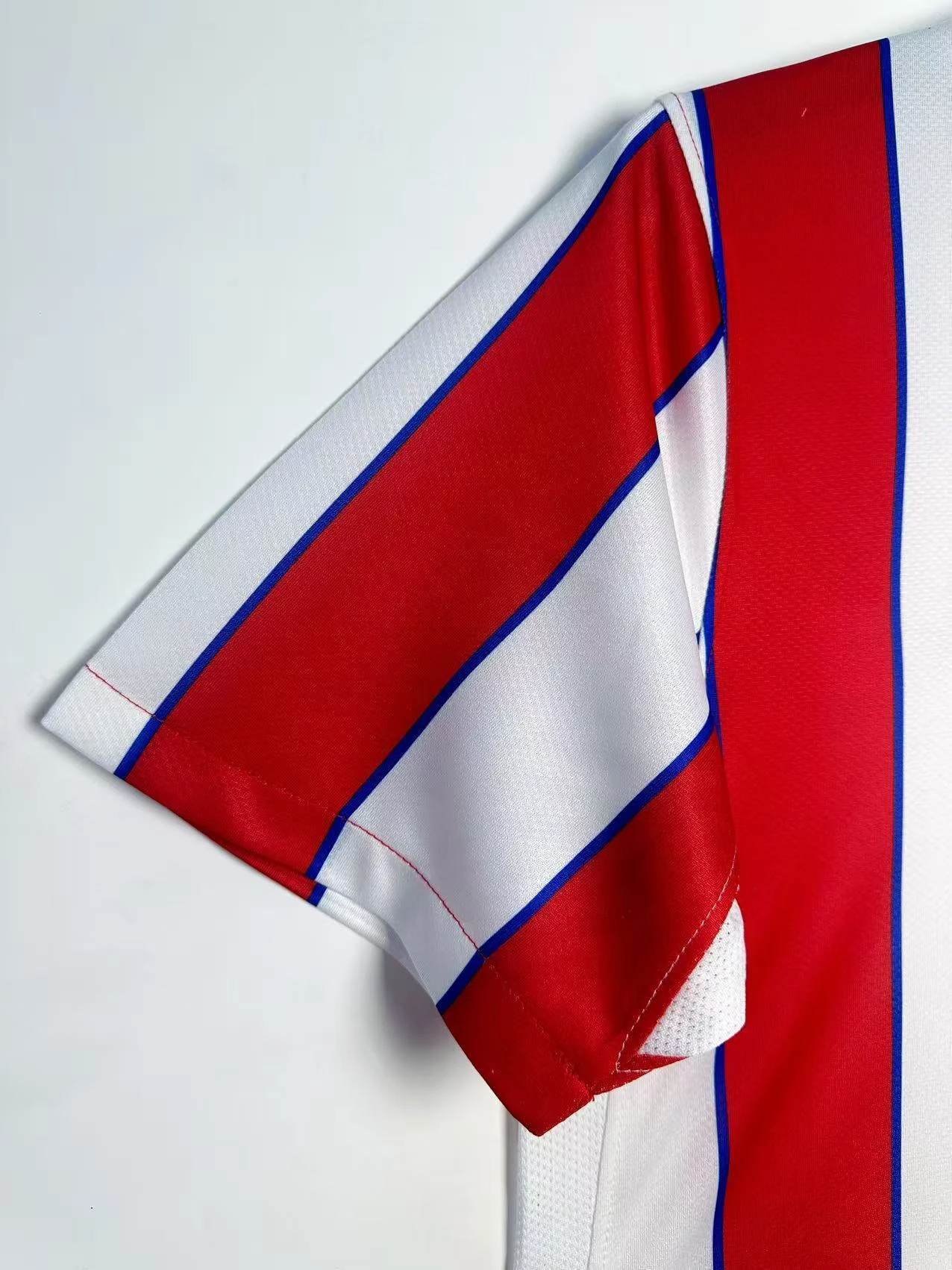 2011–12 Atlético Madrid Home Retro Jersey – Champions League Edition view 8