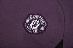 2025-26 Manchester United purple short-sleeved training shirt view 14
