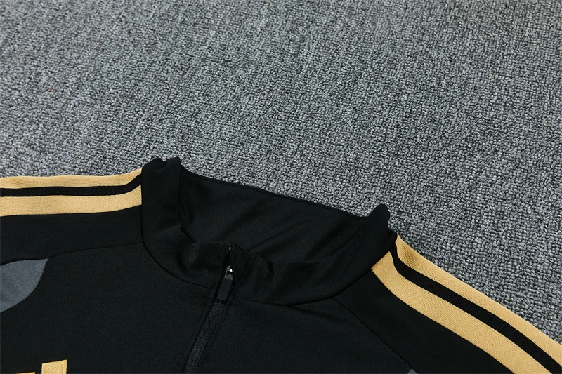 2026-27 Juventus Black Half-Zip Long-Sleeve Training Kit view 11