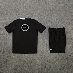 2025-26 Chelsea Black T90 Short Sleeve Training Shirt view 18