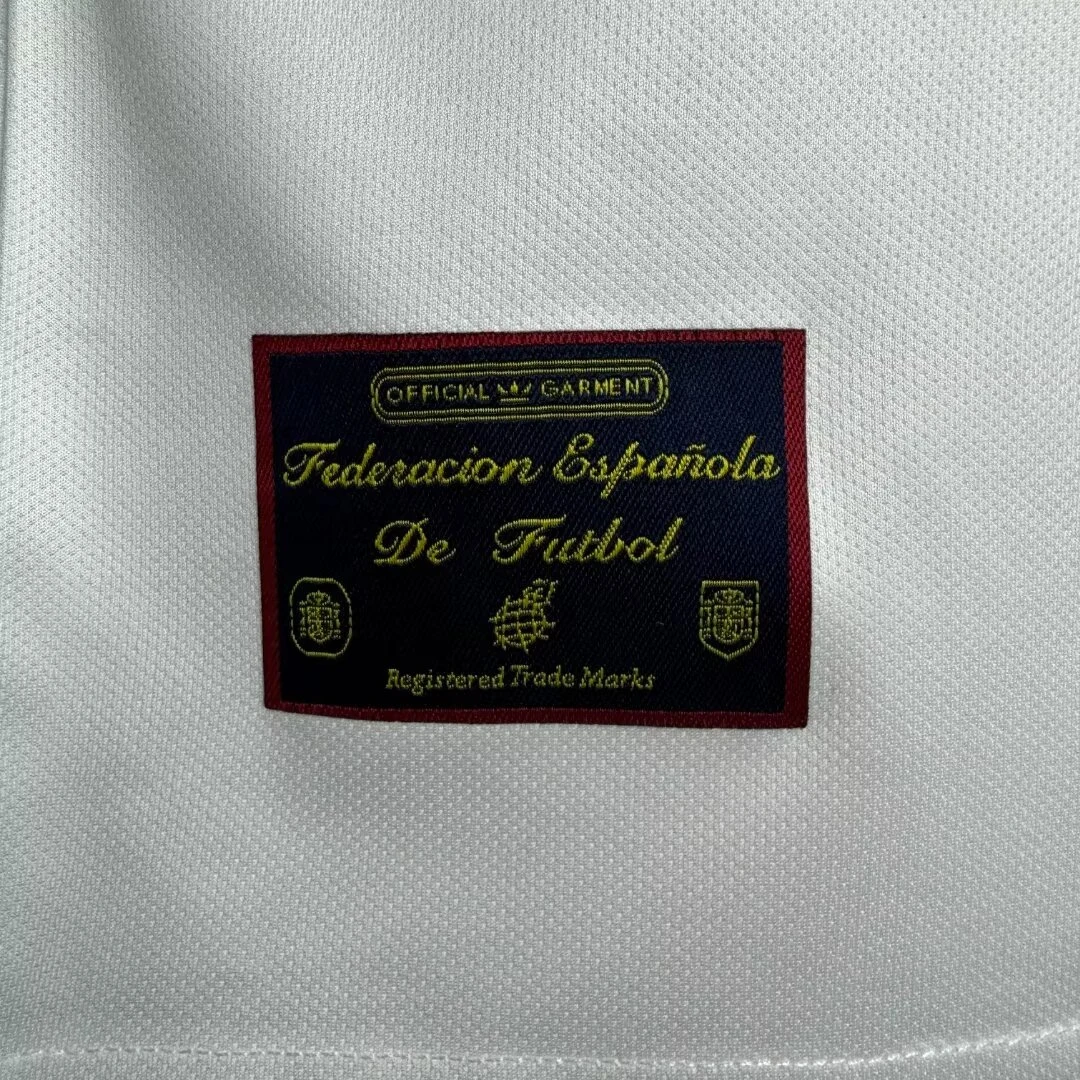 1996 Spain Away Retro Jersey view 5