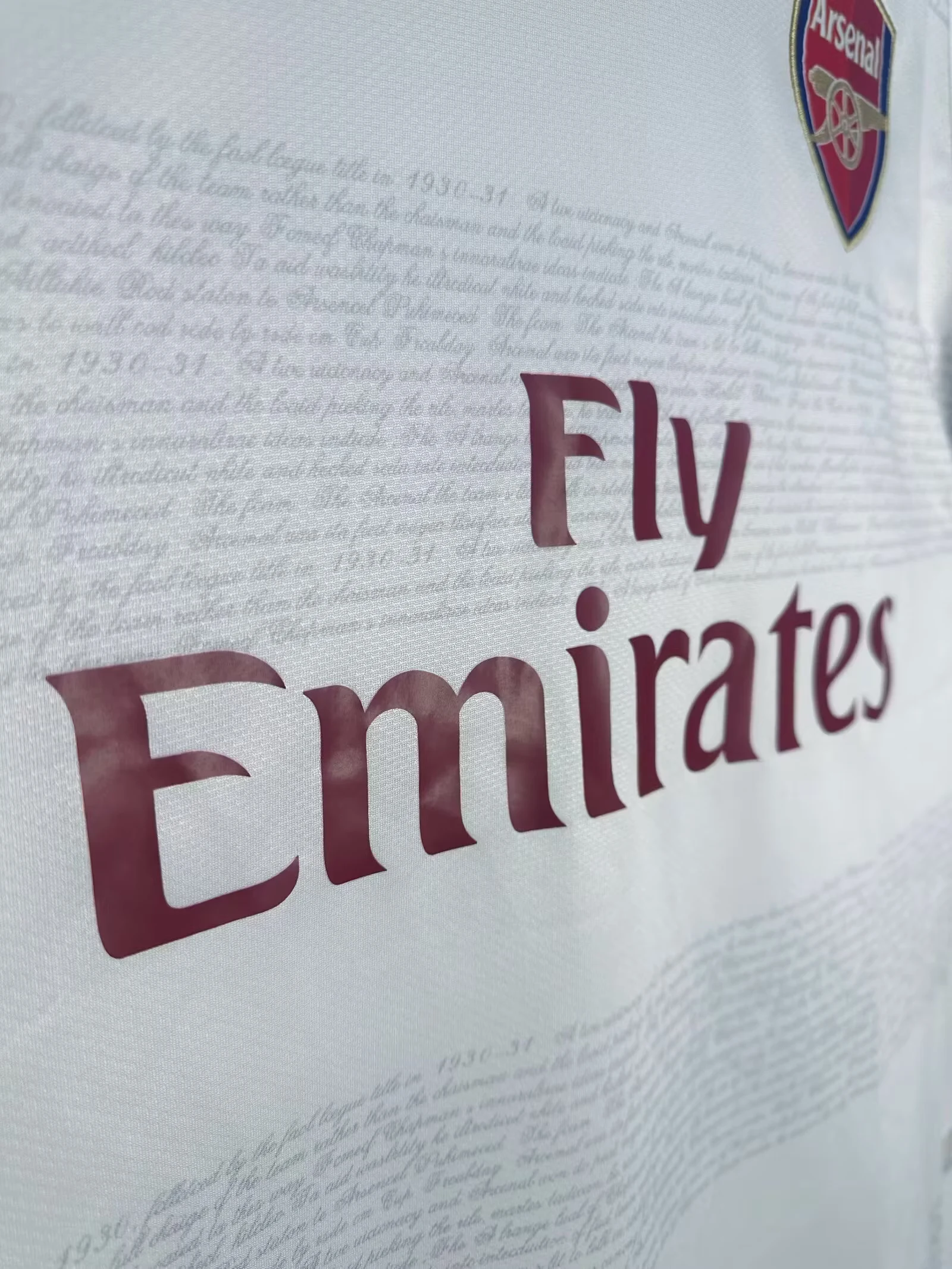 2007-08 Arsenal Away Retro Shirt view 4