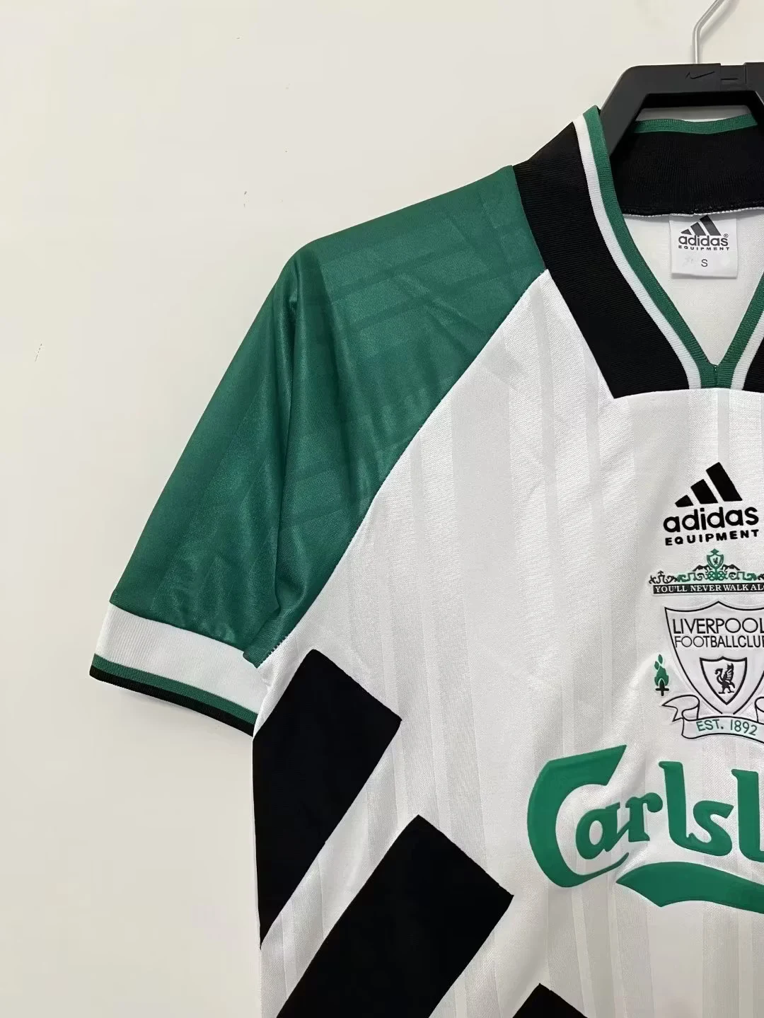 1993-95 Liverpool Away Retro Shirt view 8